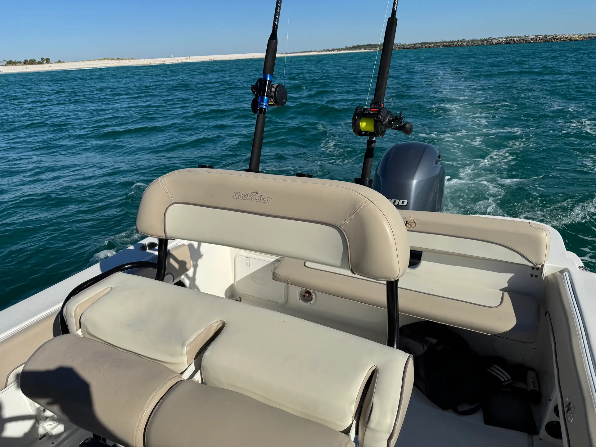 22ft NauticStar 200HP Yamaha – Explore Shell Island / St. Andrews Bay