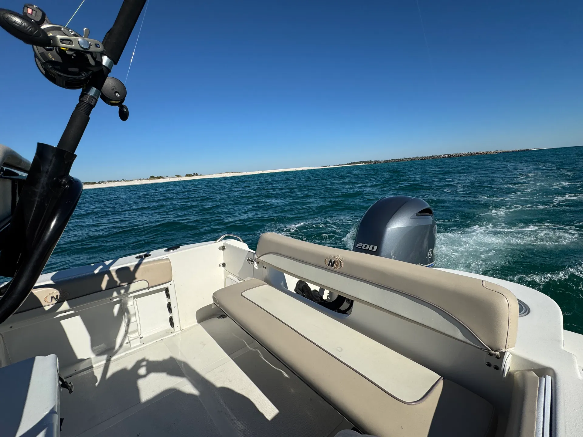 22ft NauticStar 200HP Yamaha – Explore Shell Island / St. Andrews Bay