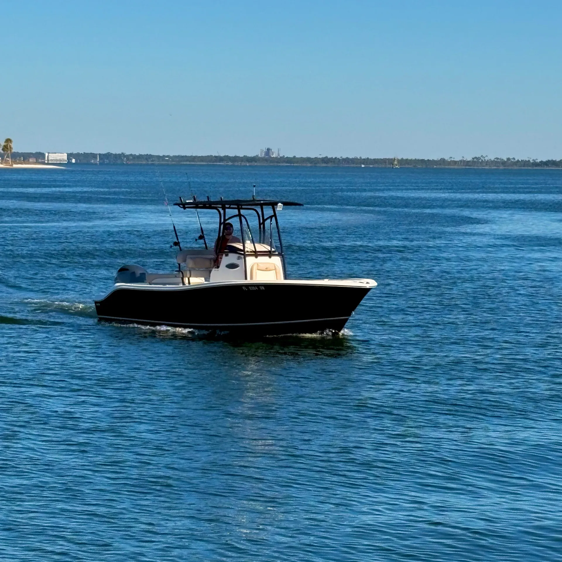 22ft NauticStar 200HP Yamaha – Explore Shell Island / St. Andrews Bay