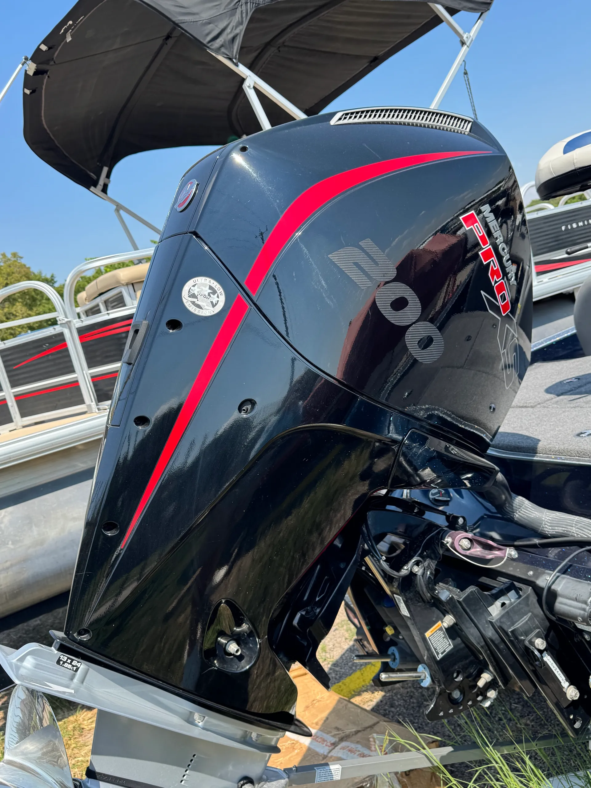 Ultimate Relaxation & Fishing Adventure: State-of-the-Art Boating Expe