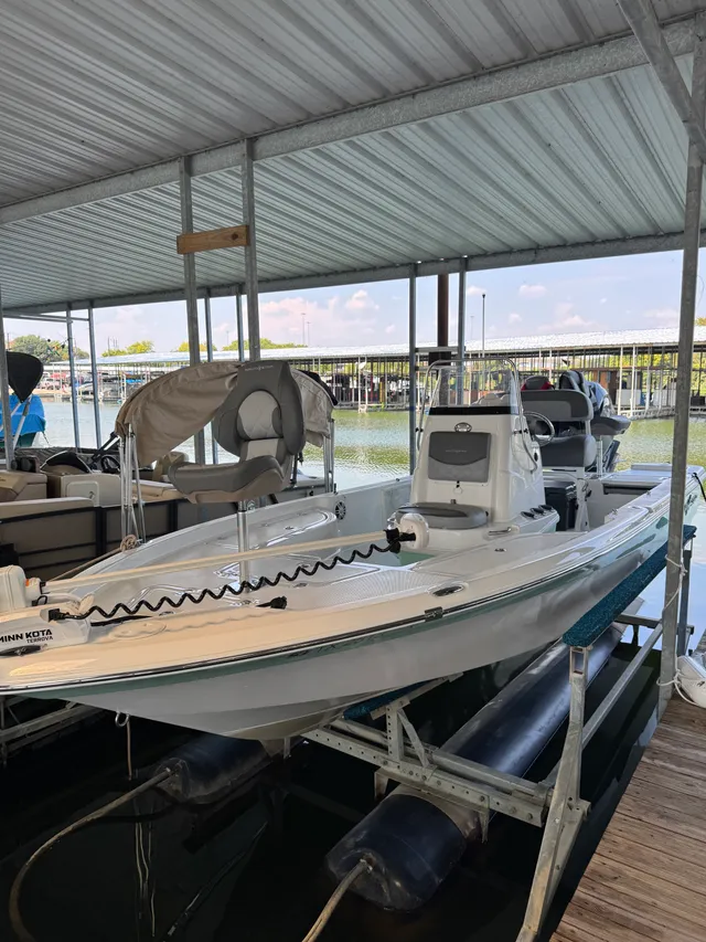 Rent a NAUTICSTAR BOATS center console in Garland, TX near me