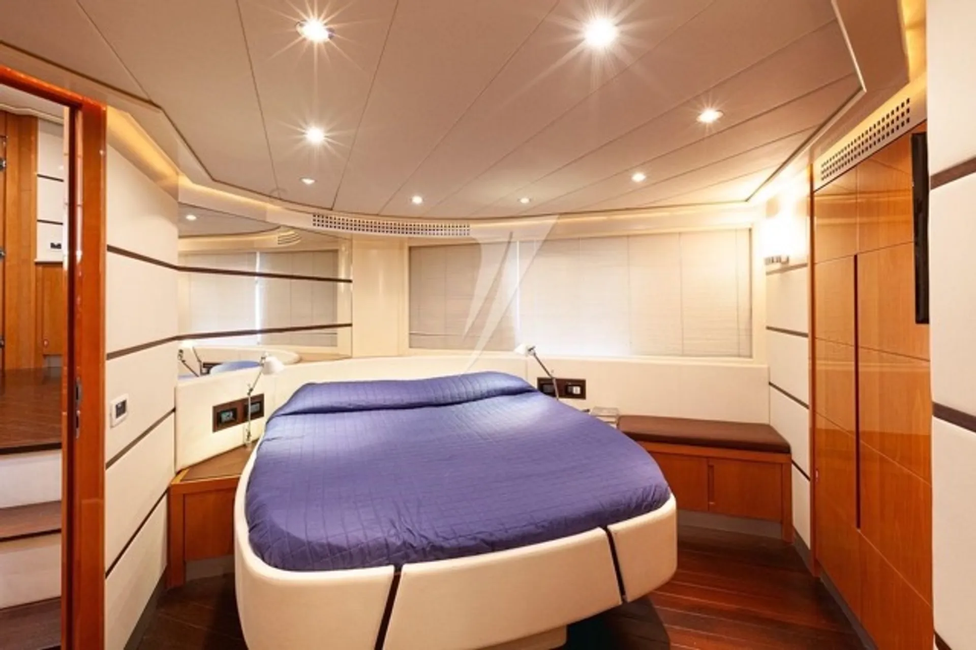 Miami Yacht Rental 70ft | 2 jet skis