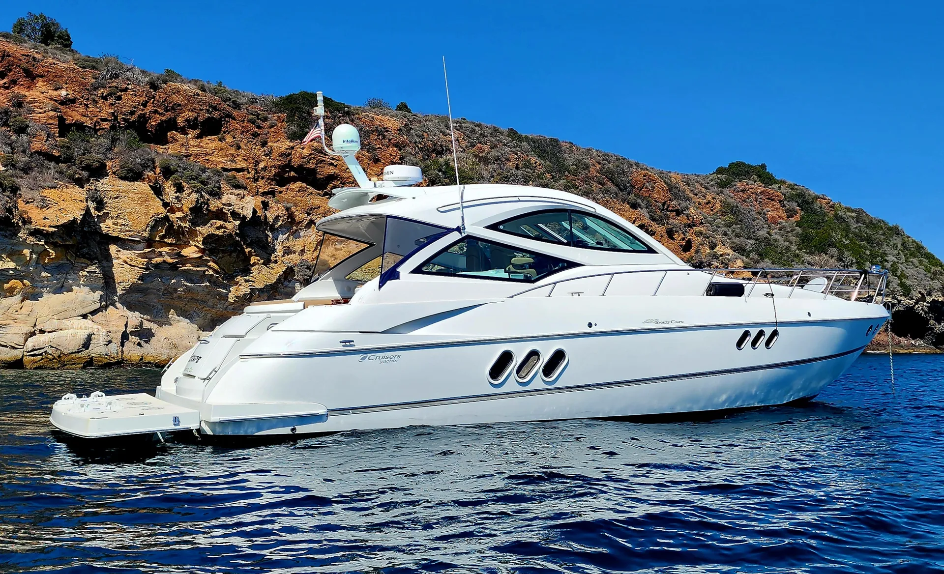 52 ft Luxury Express Cruiser with Zodiac, Kayaks and SUP's