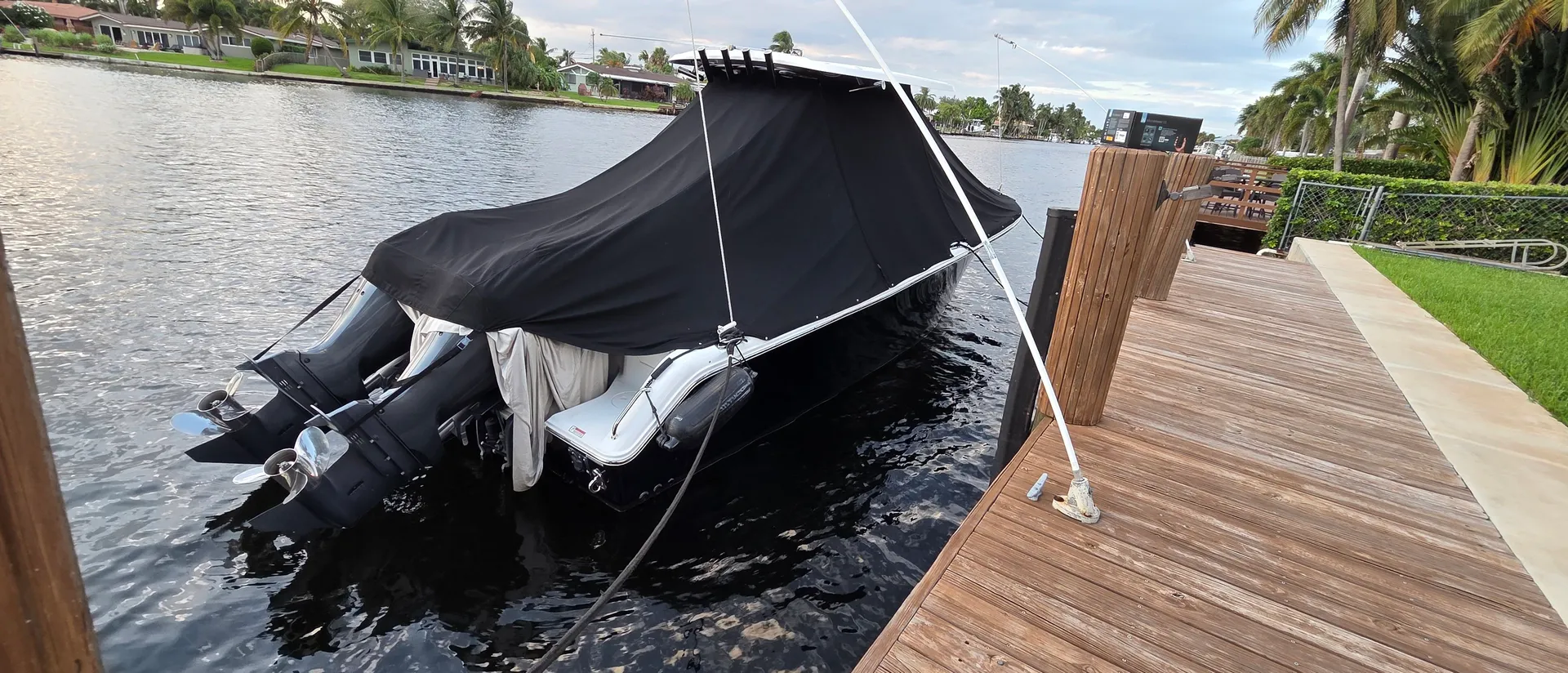 Yacht Like Luxury Minutes From Everything!