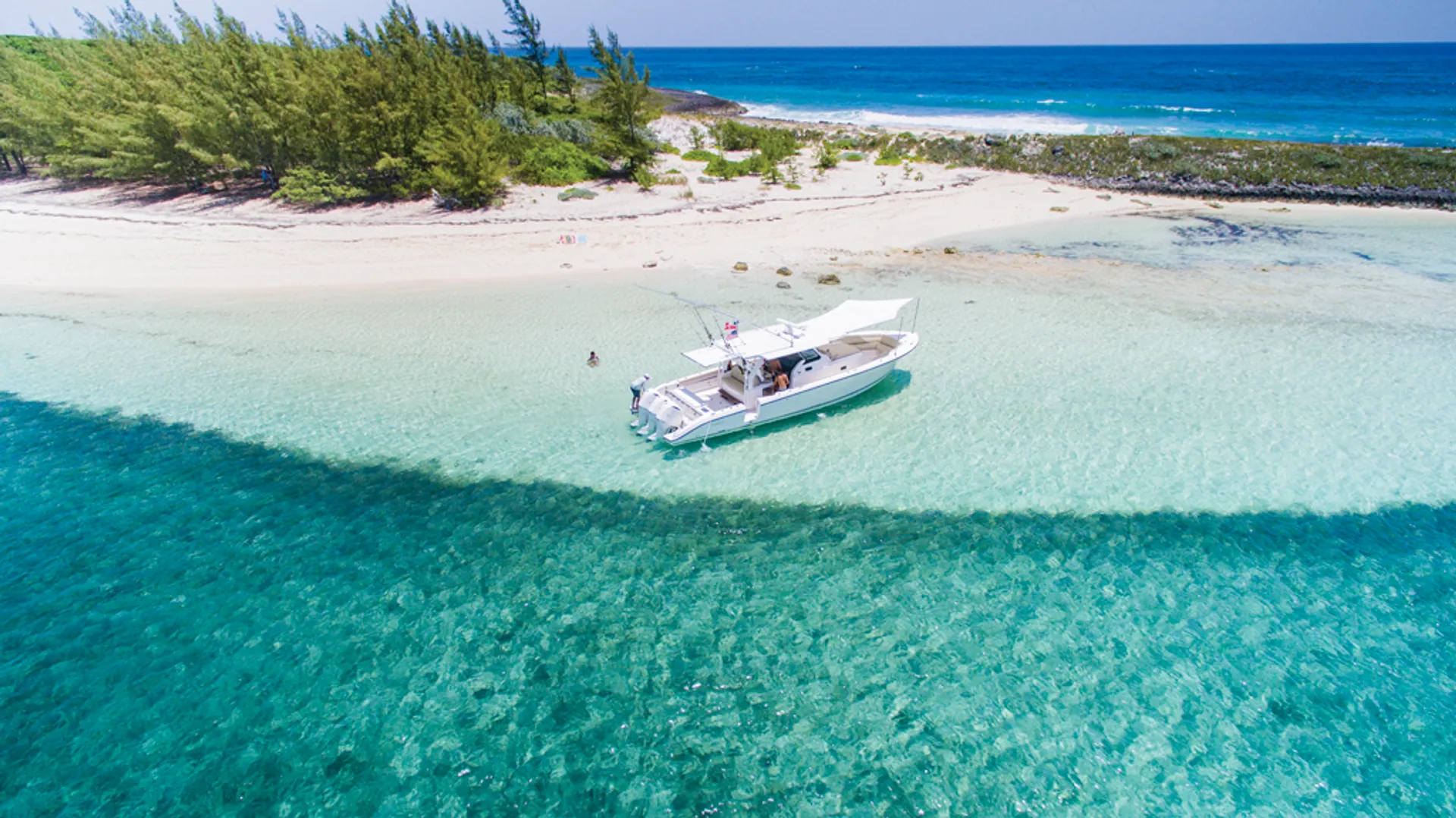 43ft Luxury Sport Yacht (Tiara Pursuit)