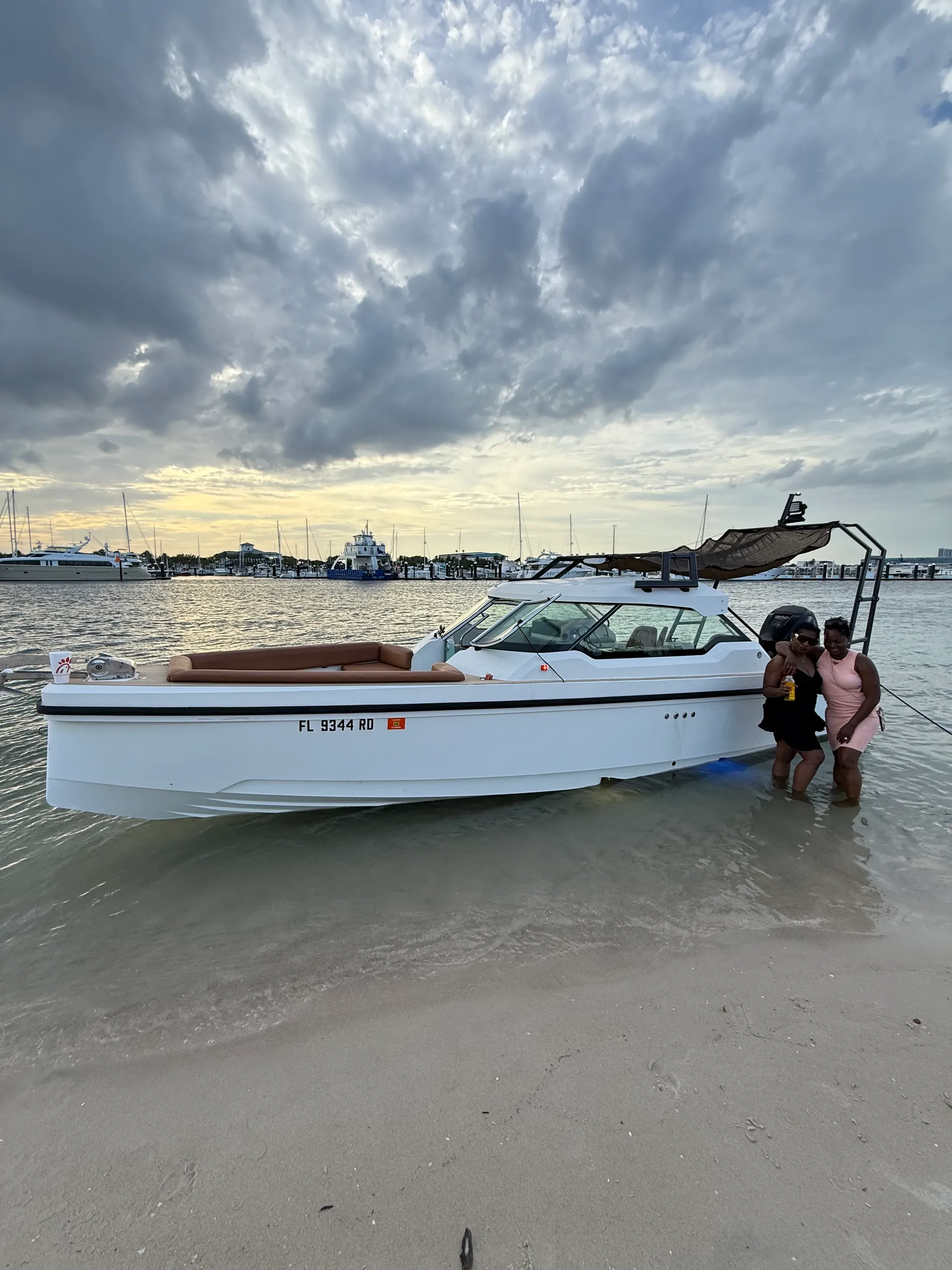 Palm Beach Luxury Day Boat Cruises