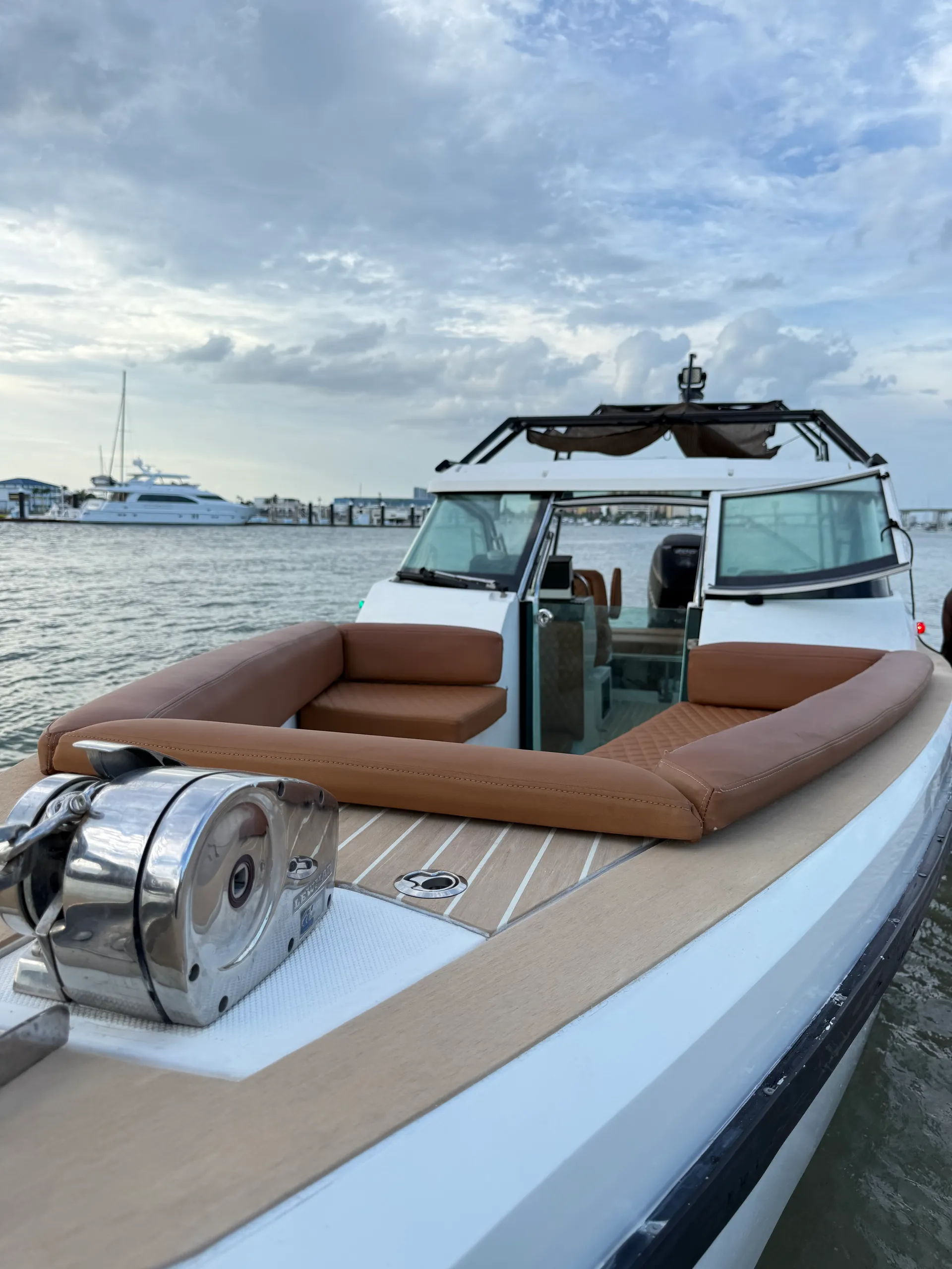 Palm Beach Luxury Day Boat Cruises