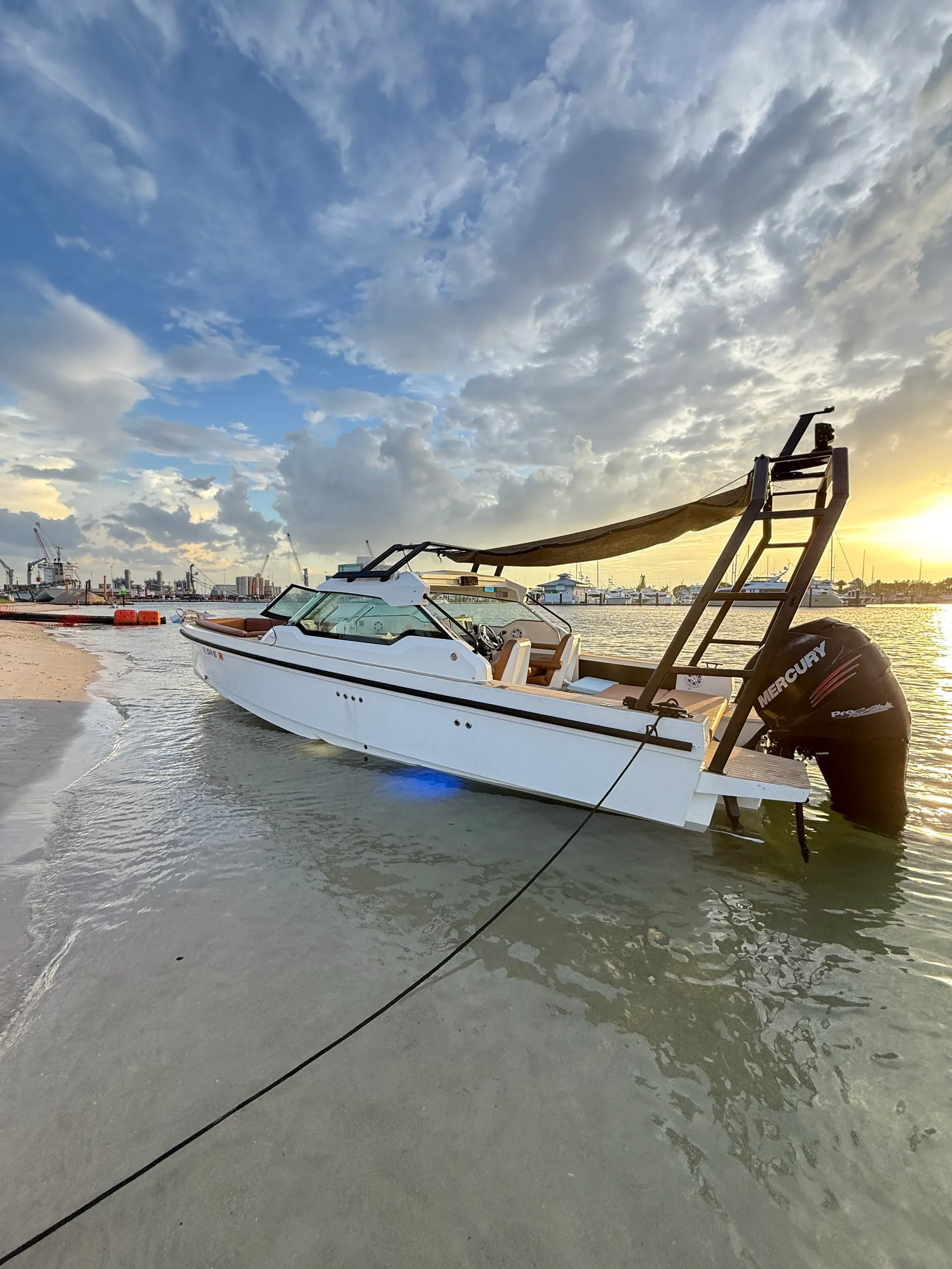 Palm Beach Luxury Day Boat Cruises