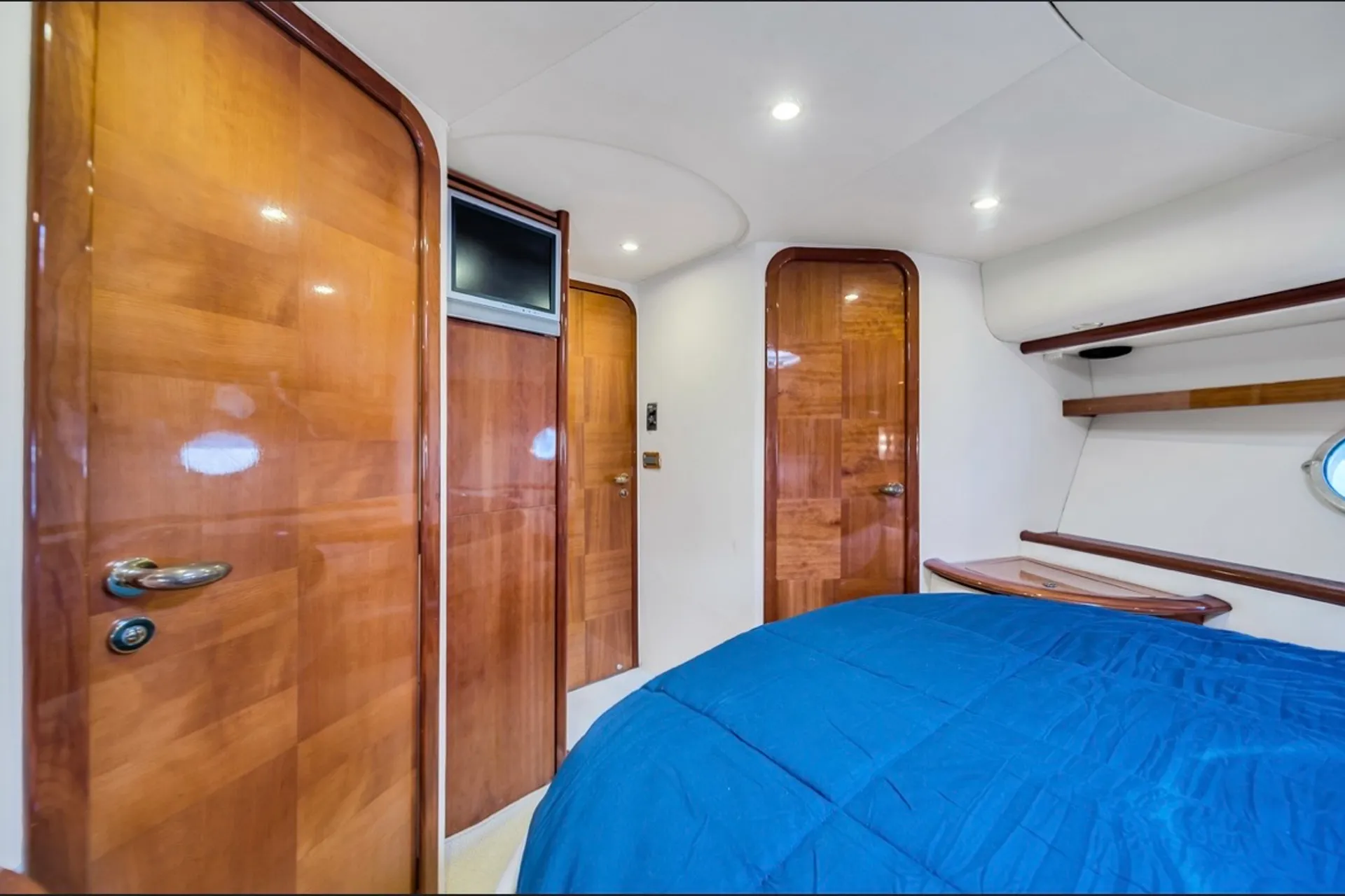 💥2 FREE JETSKI ! 💥Luxurious 70ft Azimut Include Floating Island 💥