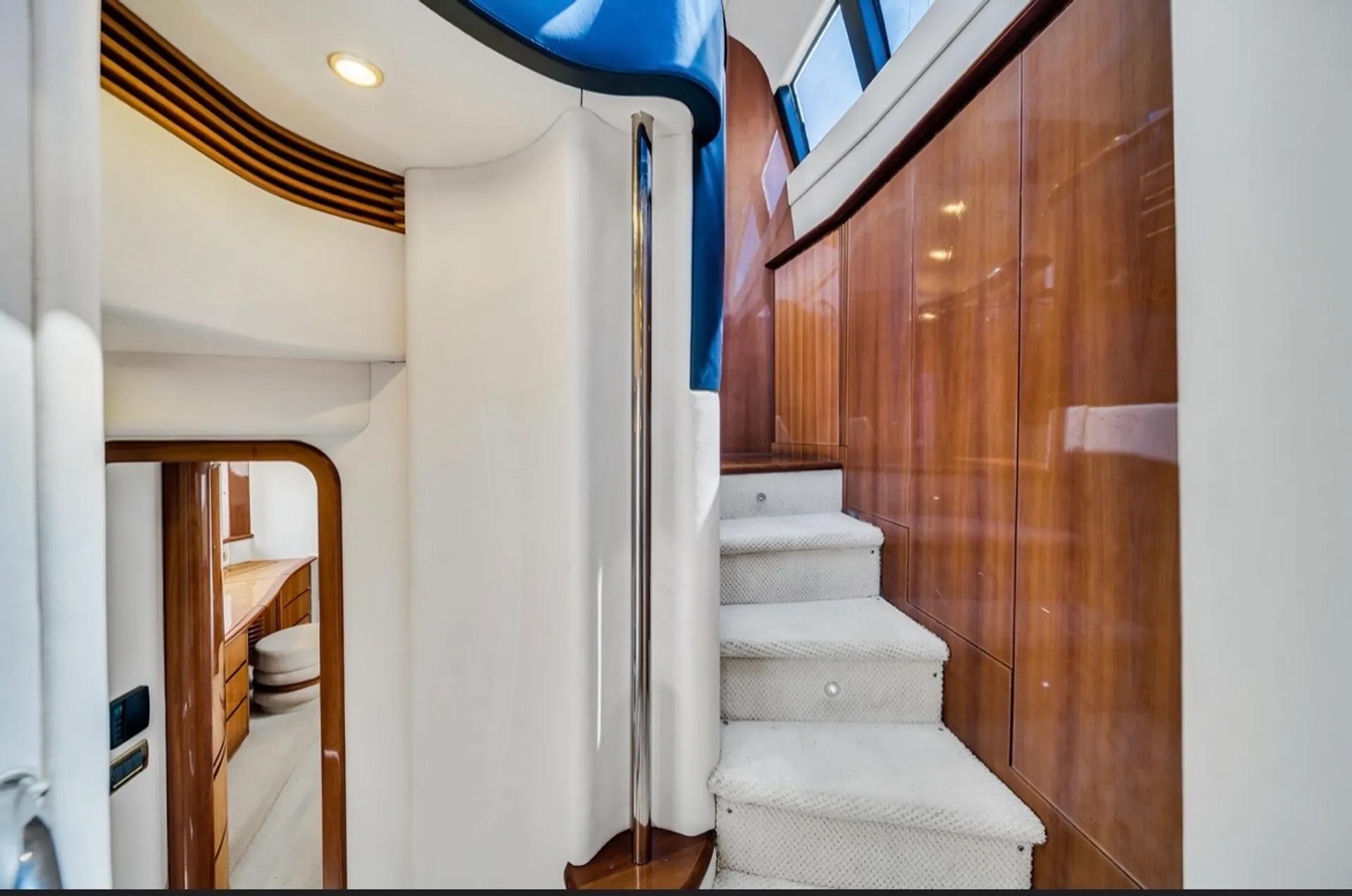 💥2 FREE JETSKI ! 💥Luxurious 70ft Azimut Include Floating Island 💥