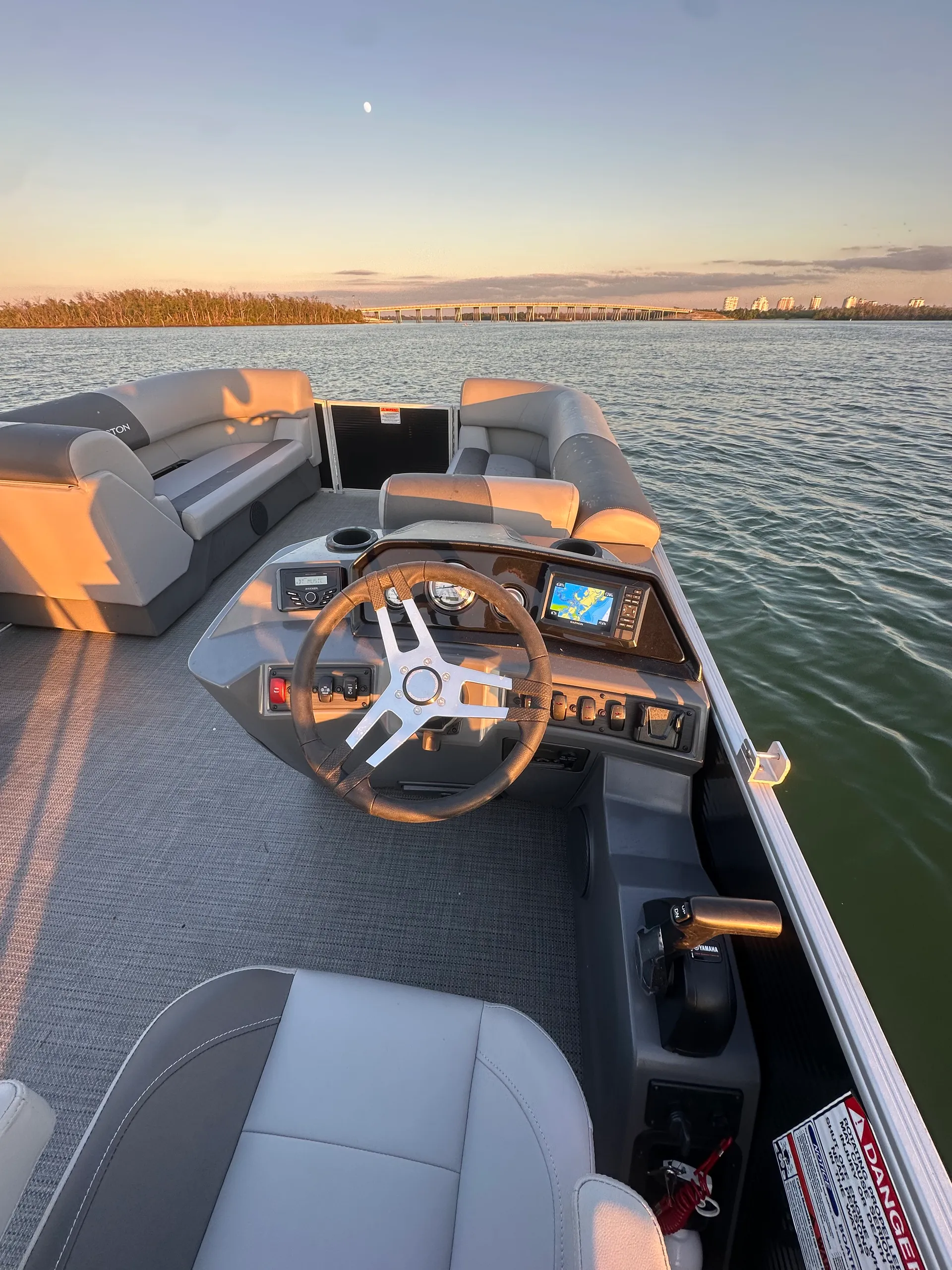 Brand New Bennington 20 SVL