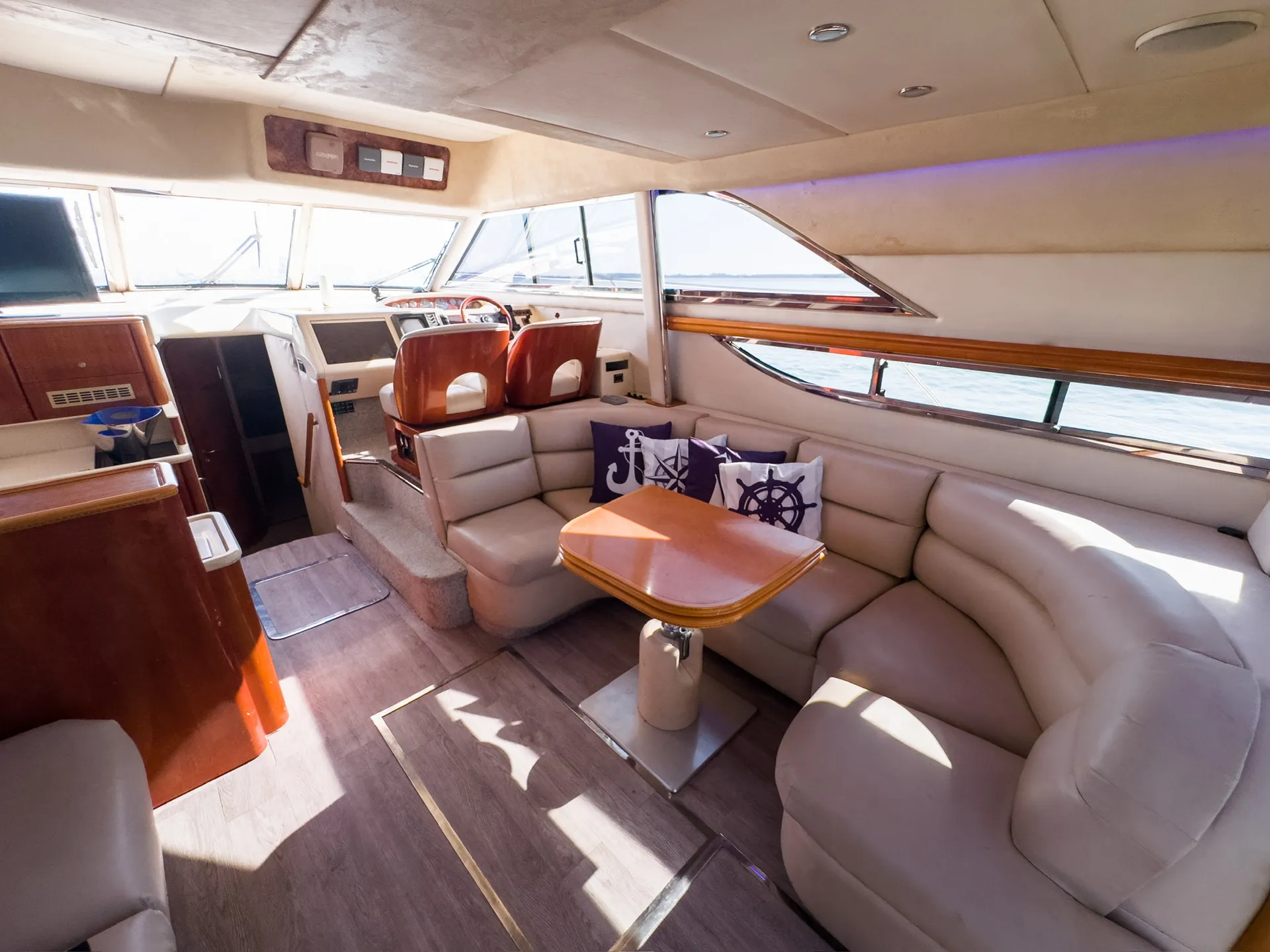 💥Luxury 55ft Sea Ray with 1 Jet Ski included in Miami.💥💯