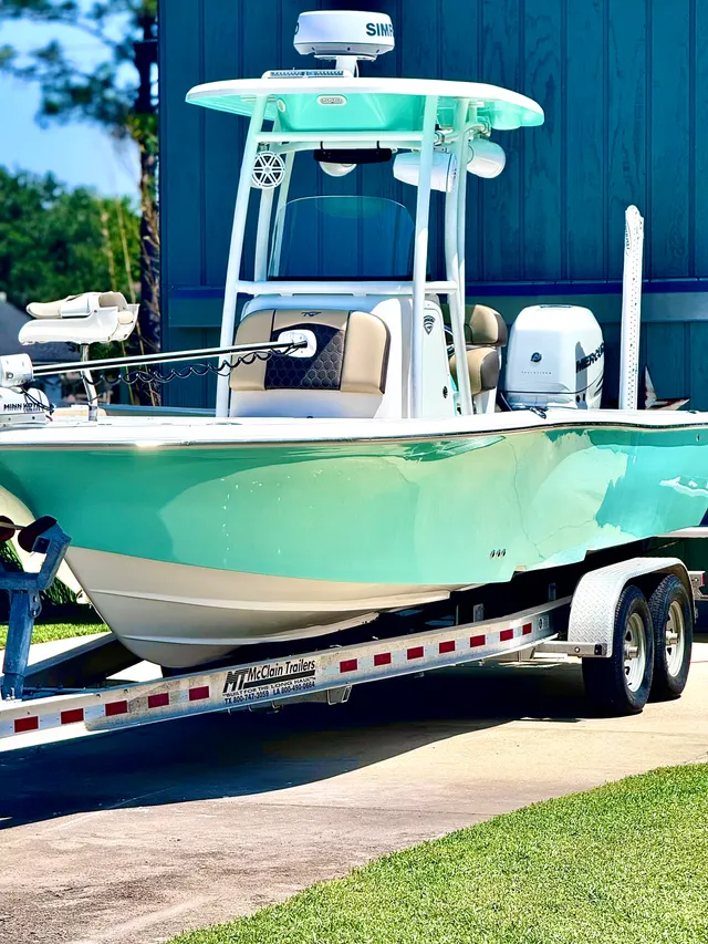 Rent a Tidewater Boats fish and ski in Slidell, LA near me