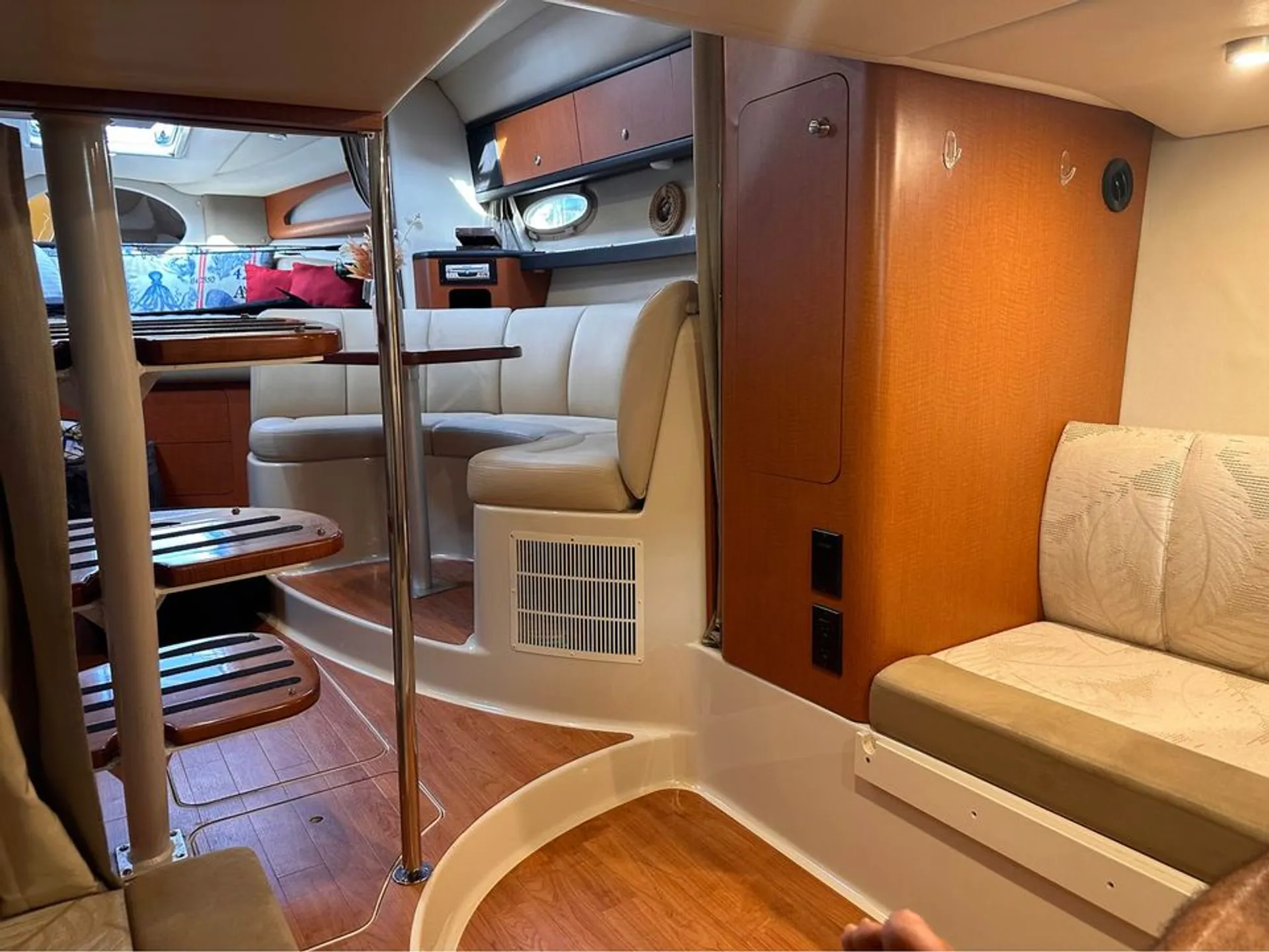 Experience #boatlife or custom tour for the ultimate NYC experience