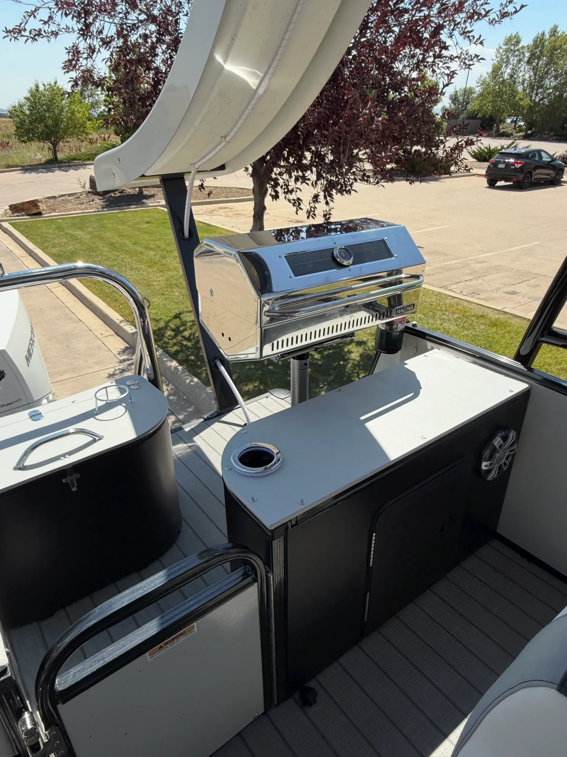 Horsetooth, Carter Lake, Boyd Lake • Top Deck w/ Slide Tritoon