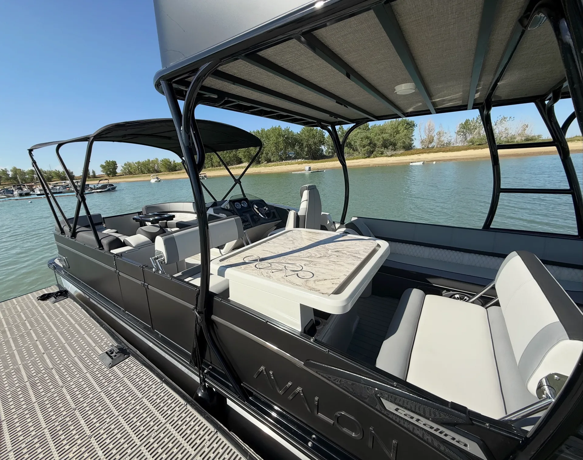 Horsetooth, Carter Lake, Boyd Lake • Top Deck w/ Slide Tritoon