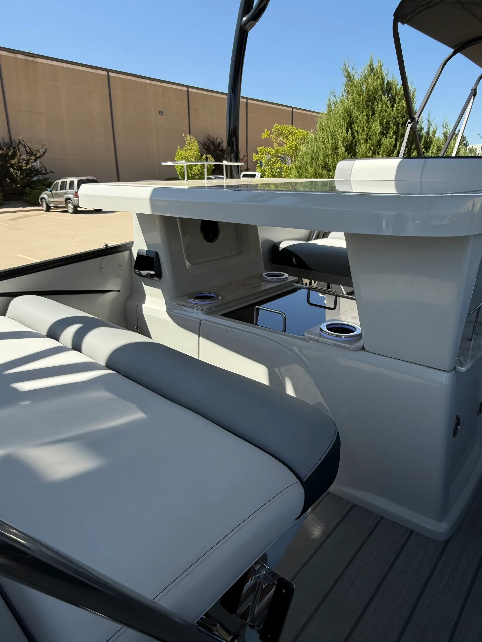 Horsetooth, Carter Lake, Boyd Lake • Top Deck w/ Slide Tritoon