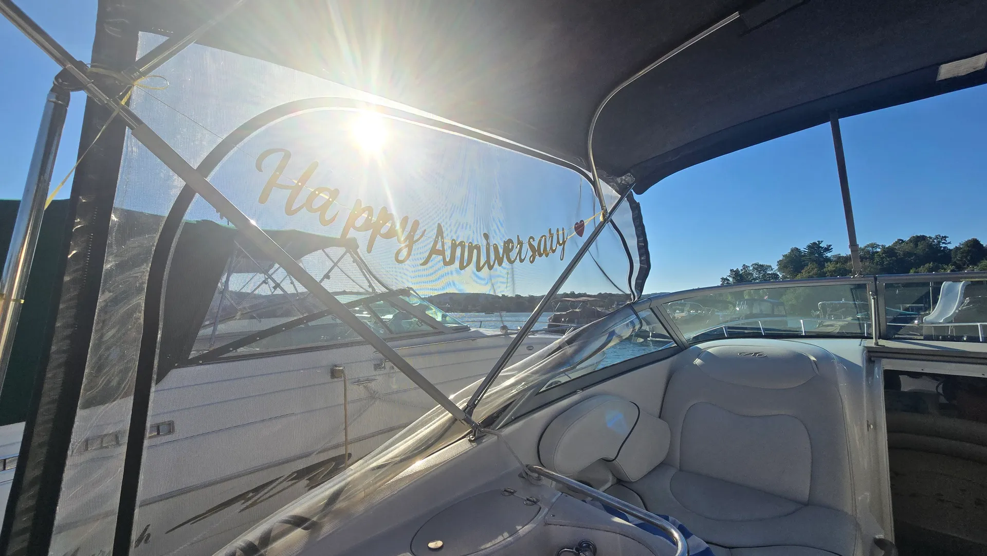 Where Summer Memories Are Made  - Beautiful, Clean 26 Foot Cruiser