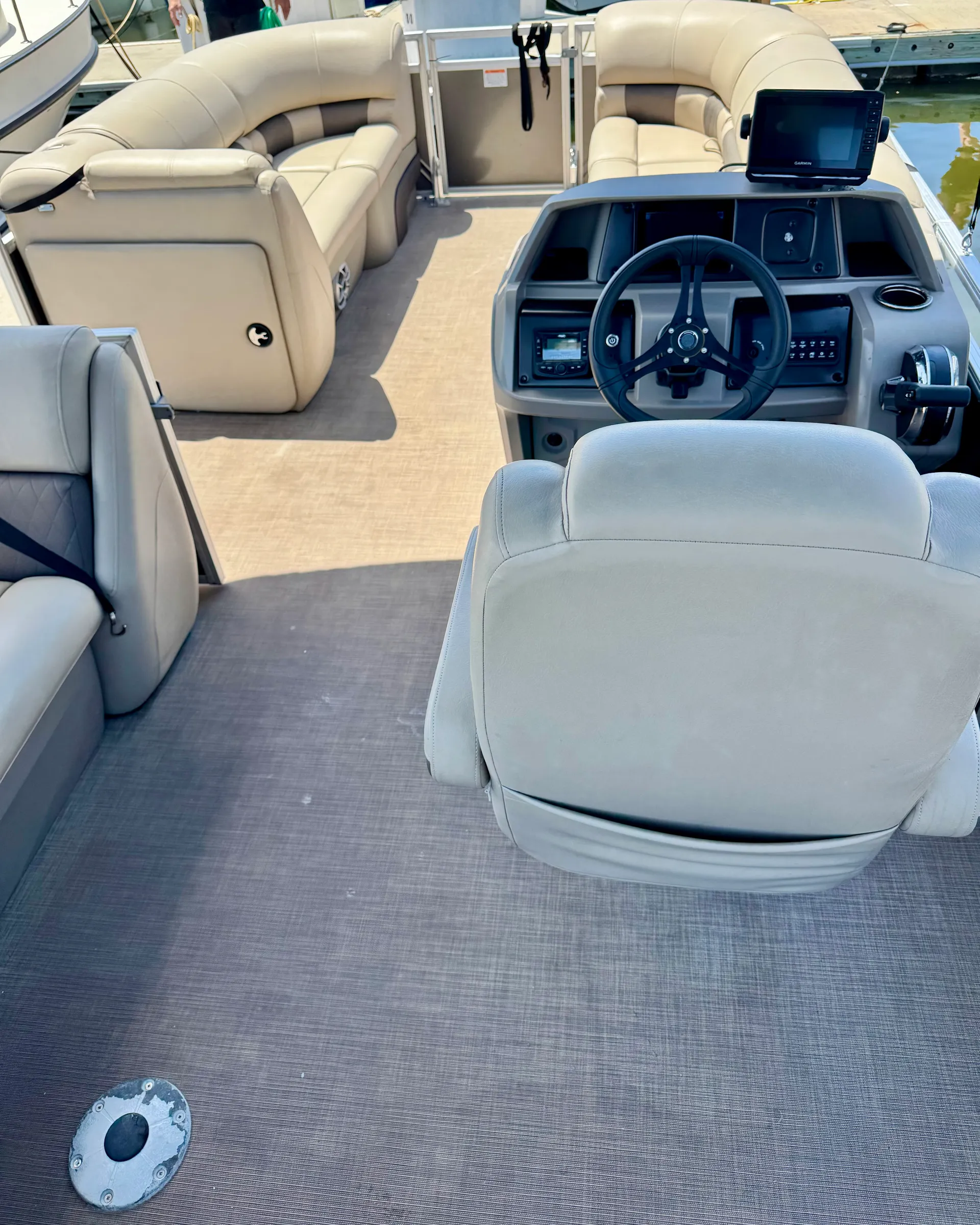 SUN TRACKER PARTY BARGE 20 DLX in Daytona Beach, FL — photo 5