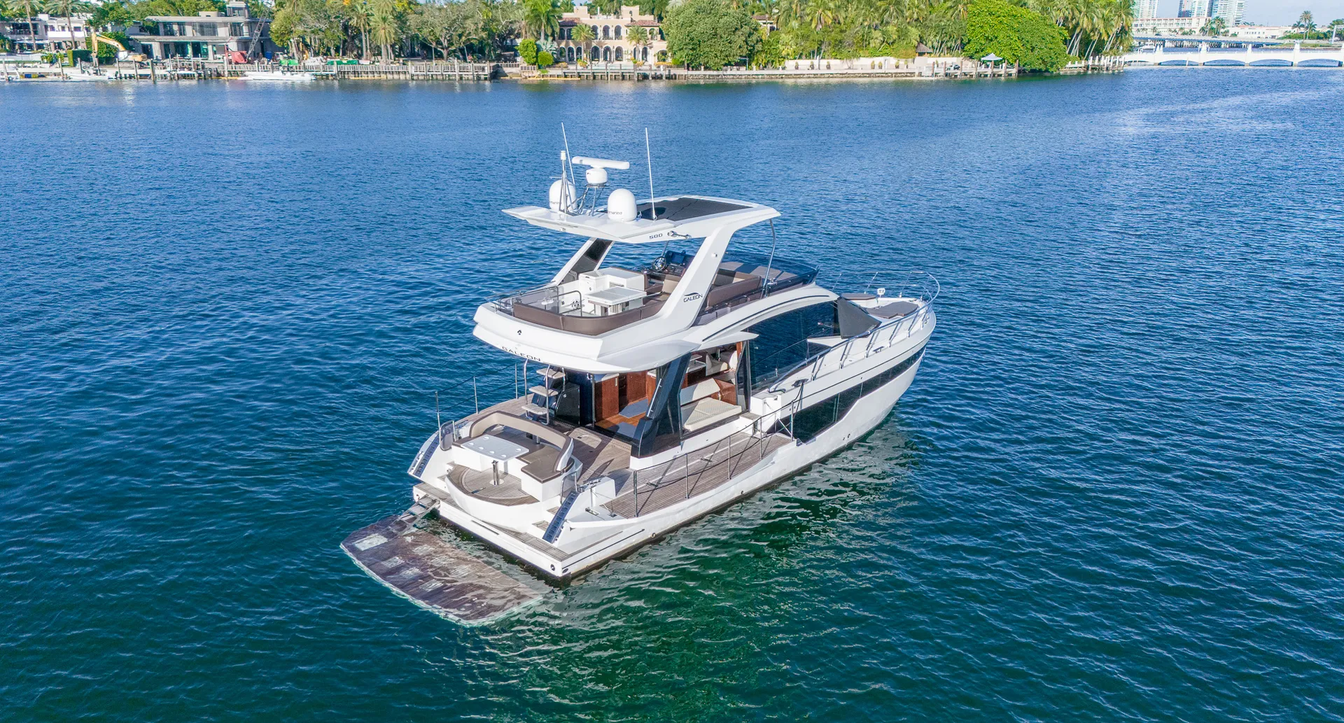 Your Own Bar in the Water!