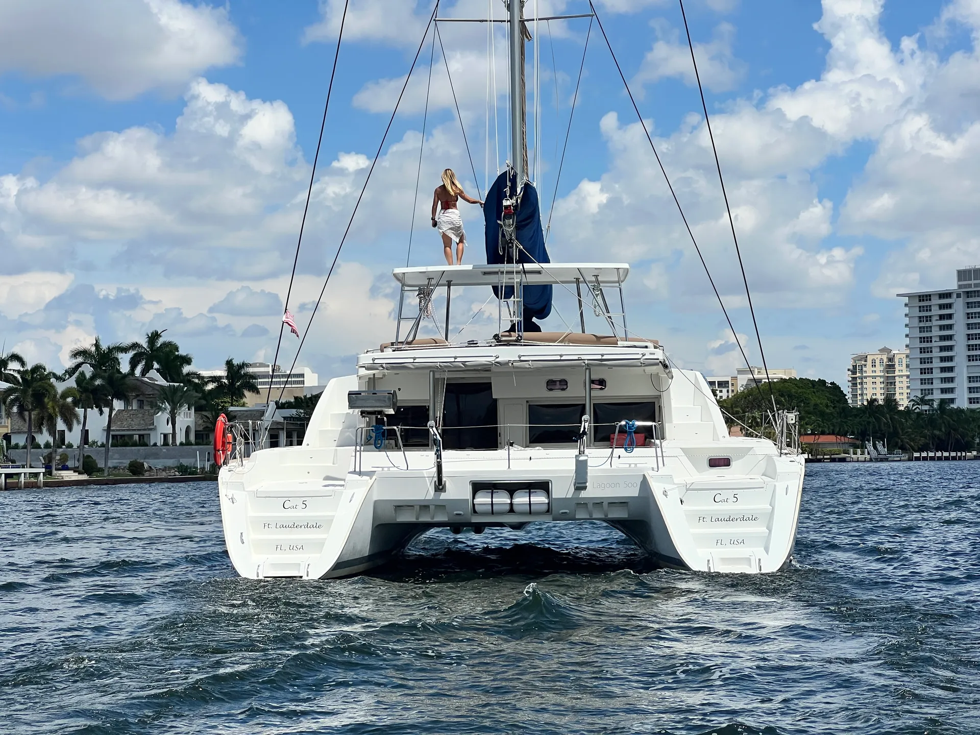 50' Catamaran – Fort Lauderdale’s Widest and Most comfortable Ride
