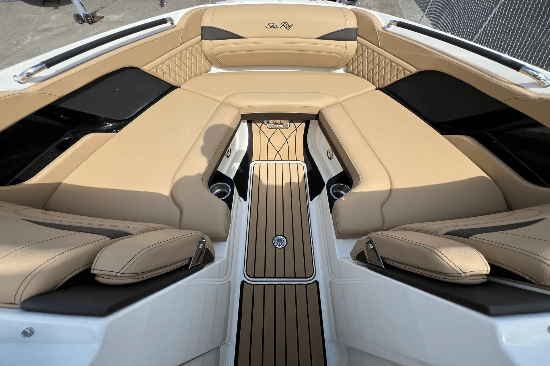2025 Luxury 31Ft Sea Ray SLX 280 OB