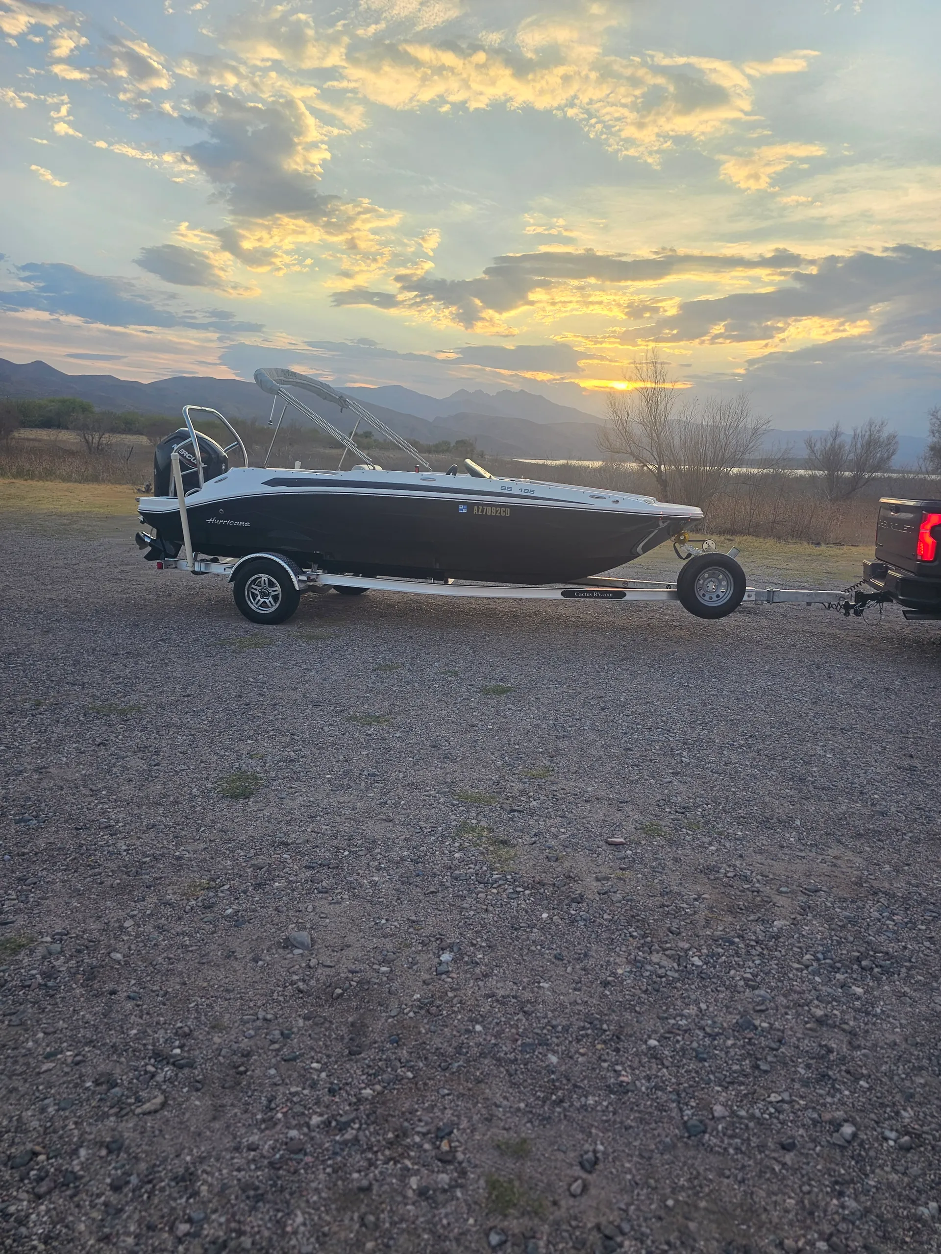 2021 Hurricane 185 OB: Fun, Spacious, & Lake-Ready. Delivery Available