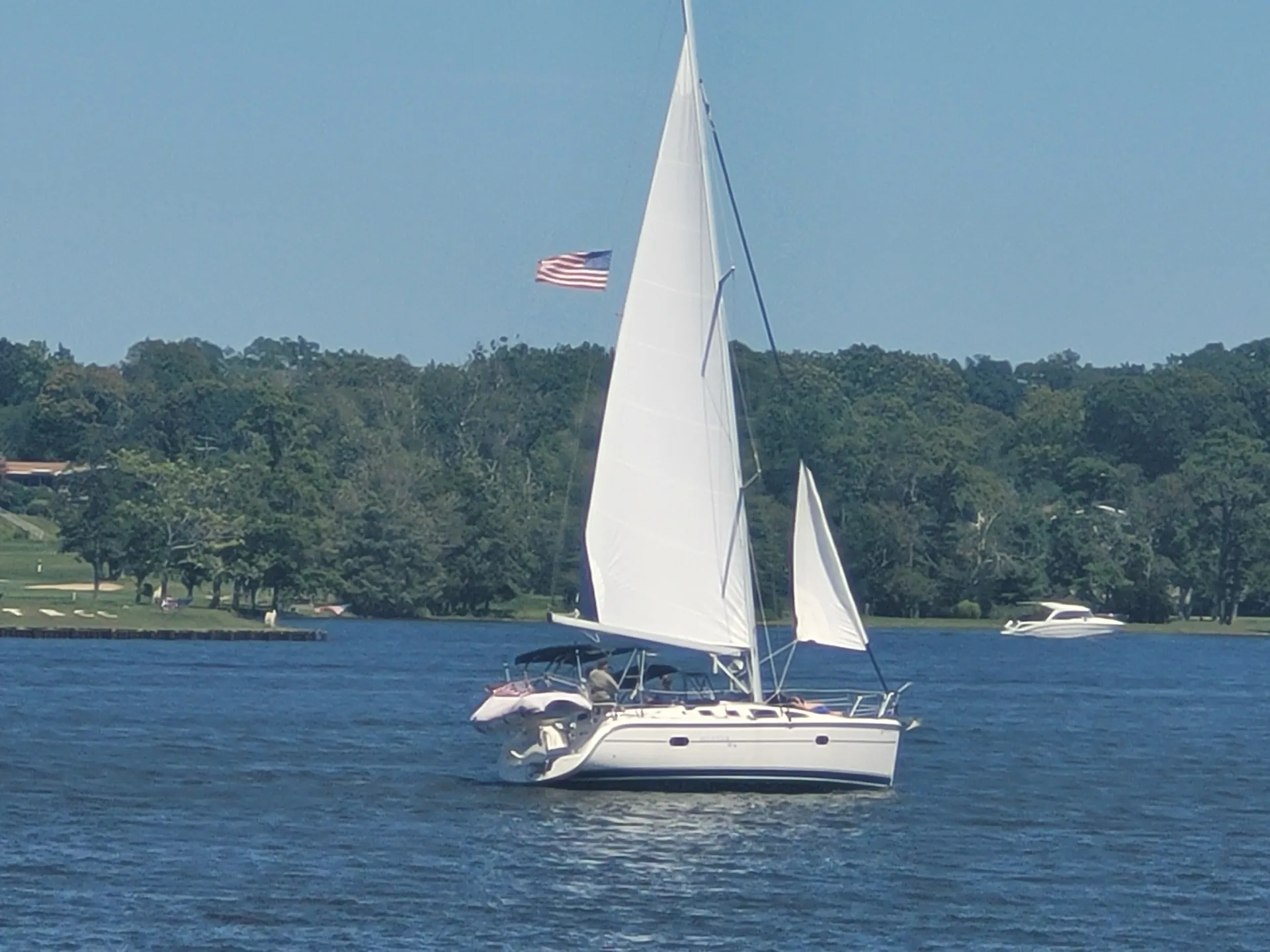 Relax, feel free and sail into a nautical world of “Wonder”, Hunter36'