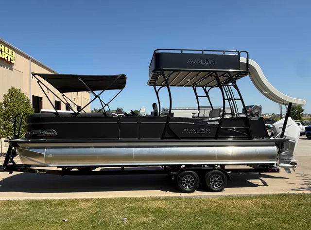 Rent a AVALON PONTOONS pontoon in Loveland, CO near me
