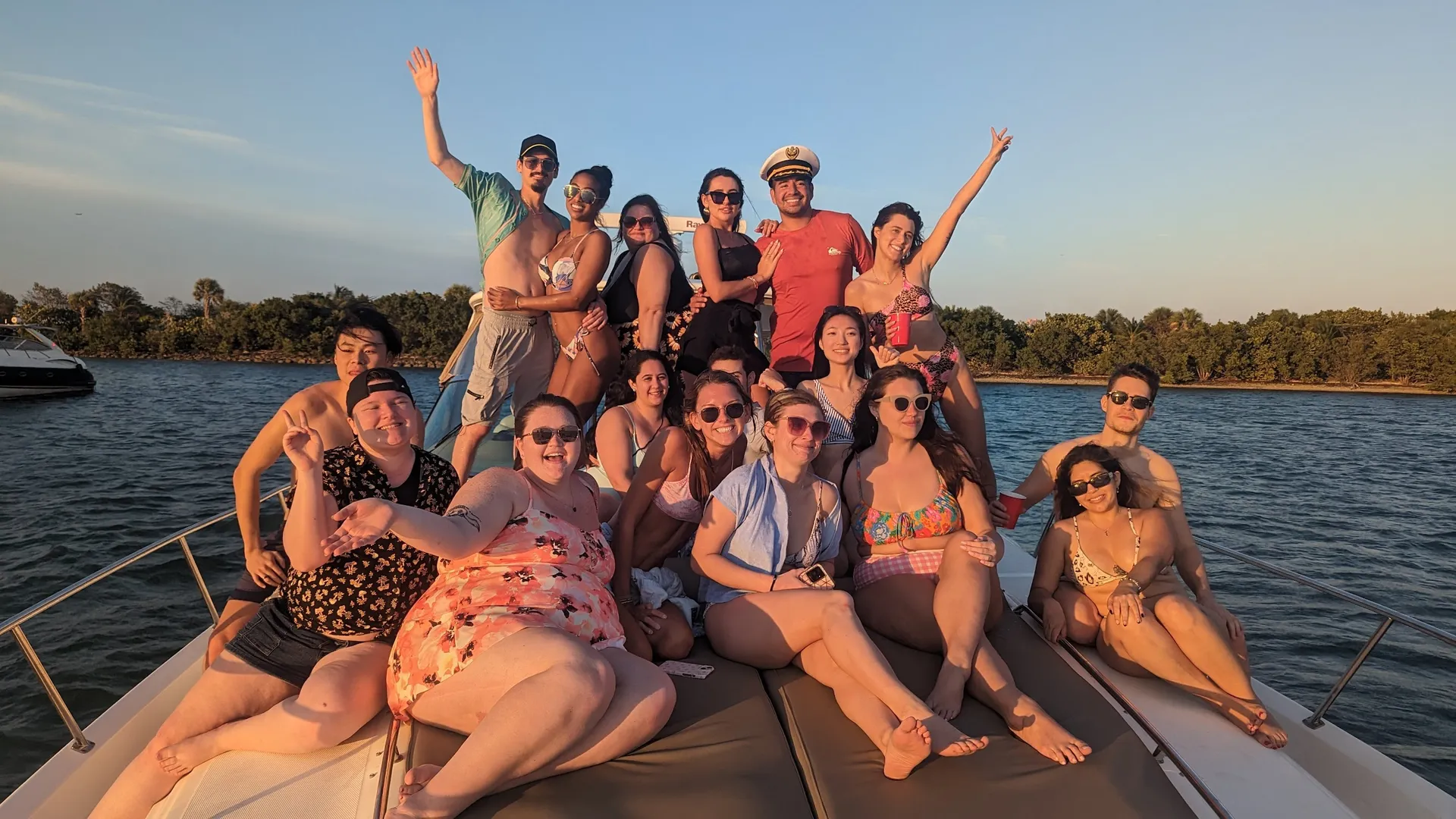 FREE HOUR | 50FT 13-PERSON  YACHT IN SOUTH BEACH