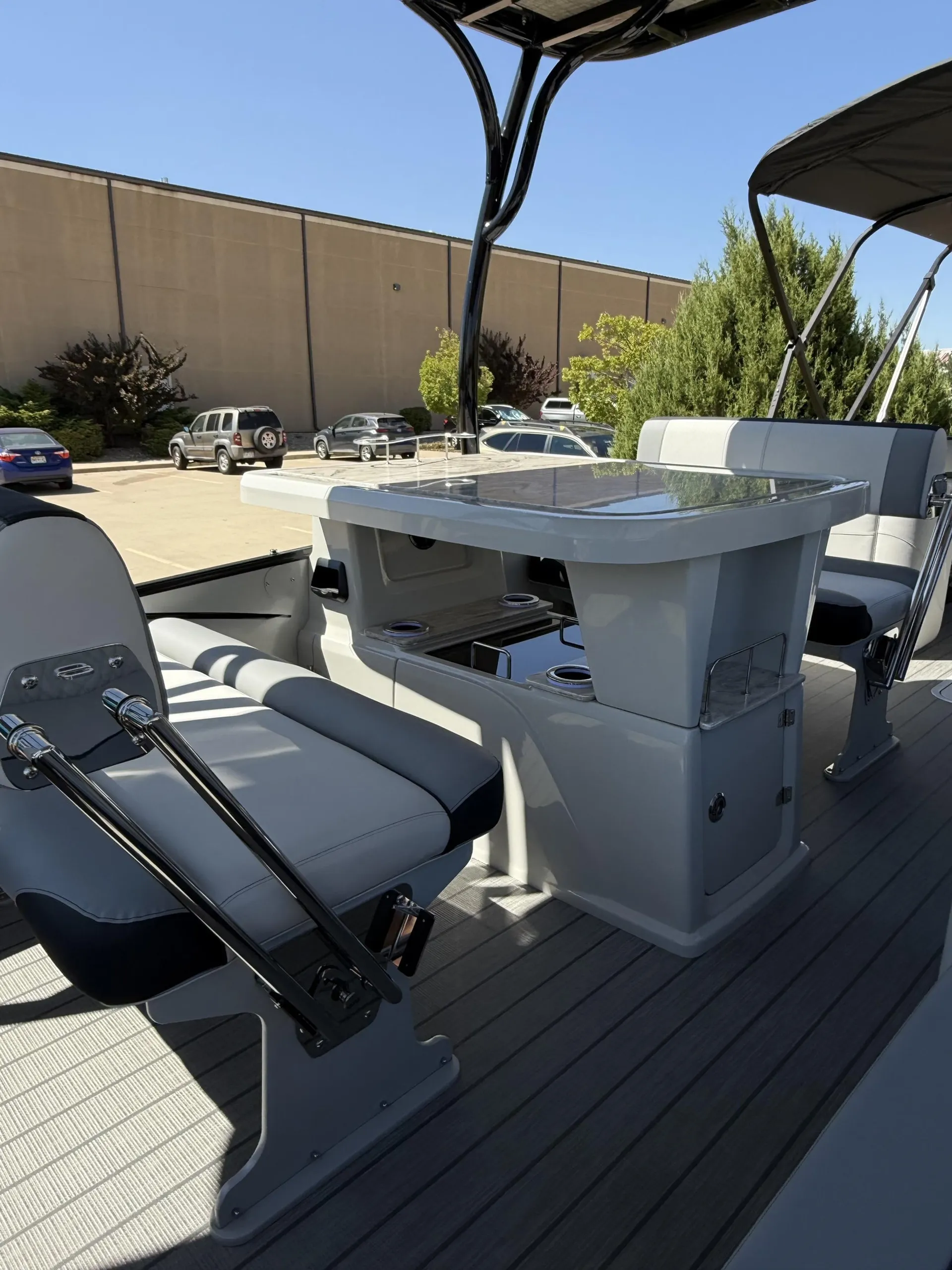 Tritoon Boat ~ 2026 Avalon Catalina Entertainer Top Deck w/ Slide