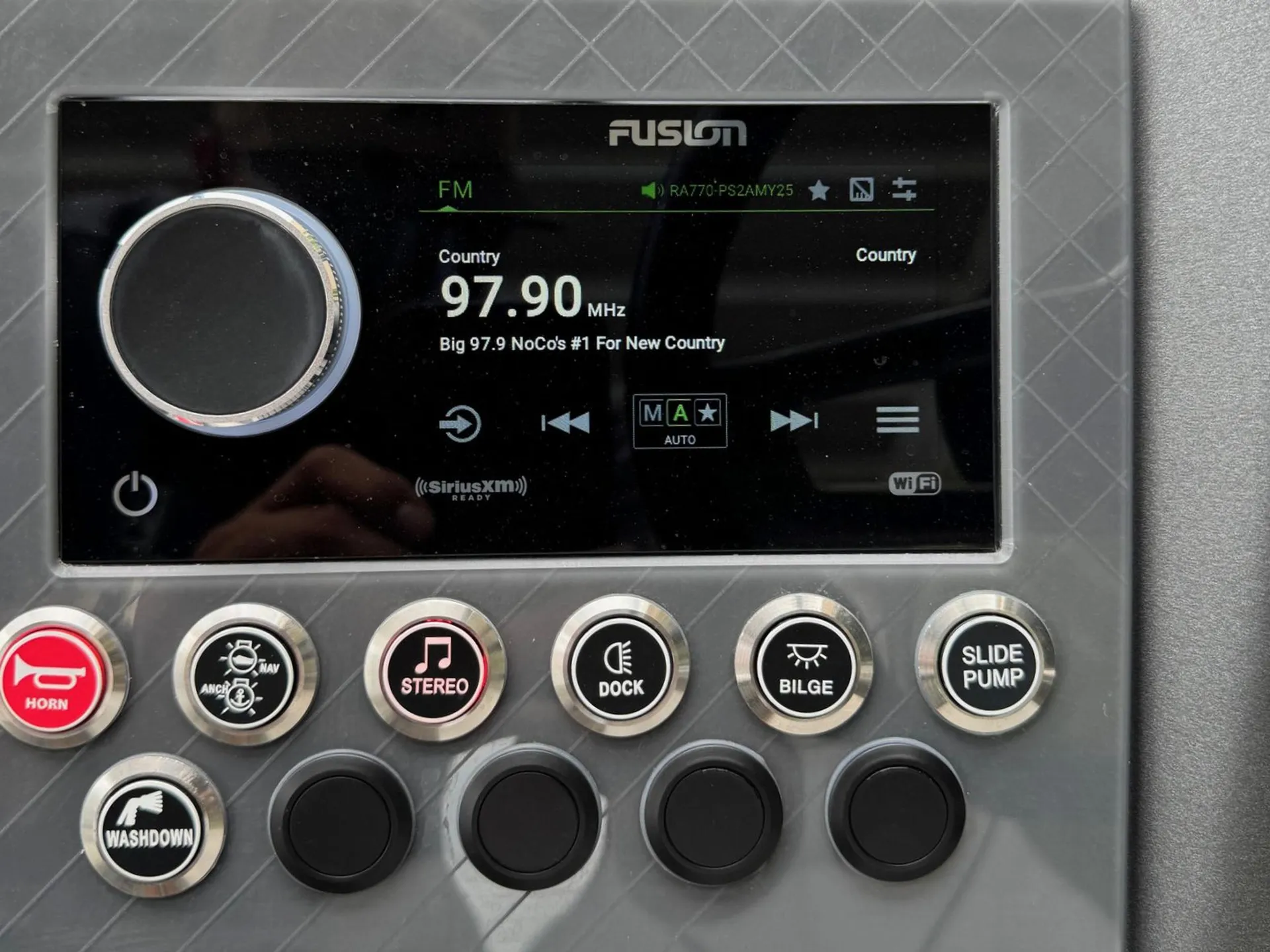 Tritoon Boat ~ 2026 Avalon Catalina Entertainer Top Deck w/ Slide