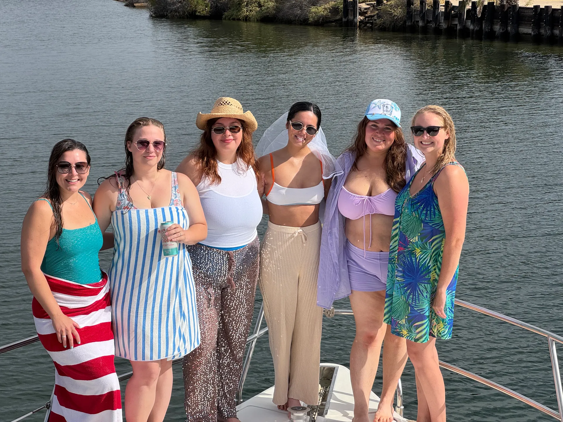 44' Express Cruiser Motor Yacht, specialized in making memories!!