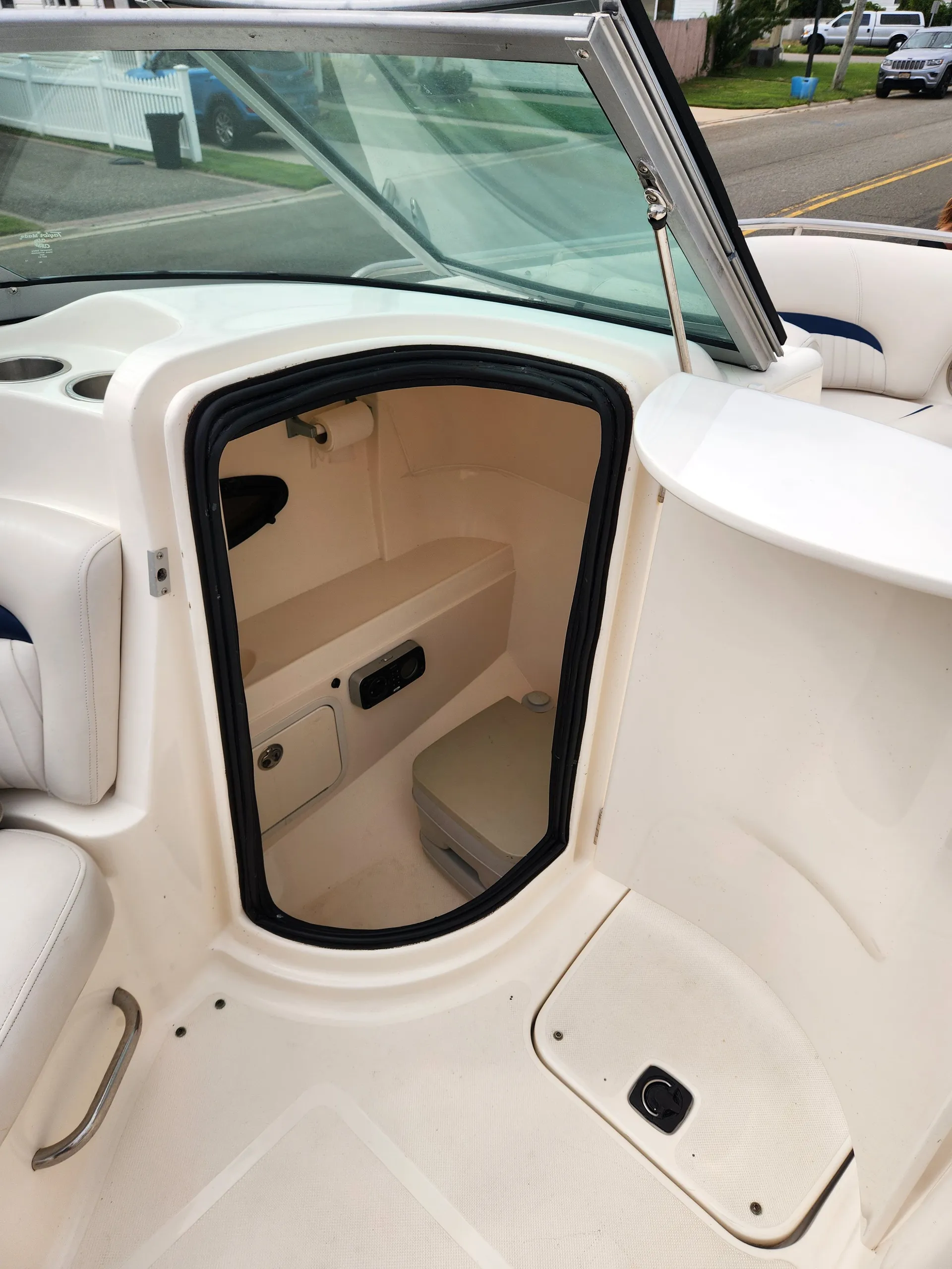 HURRICANE BOATS SD 2000 in Lindenhurst, NY — photo 10