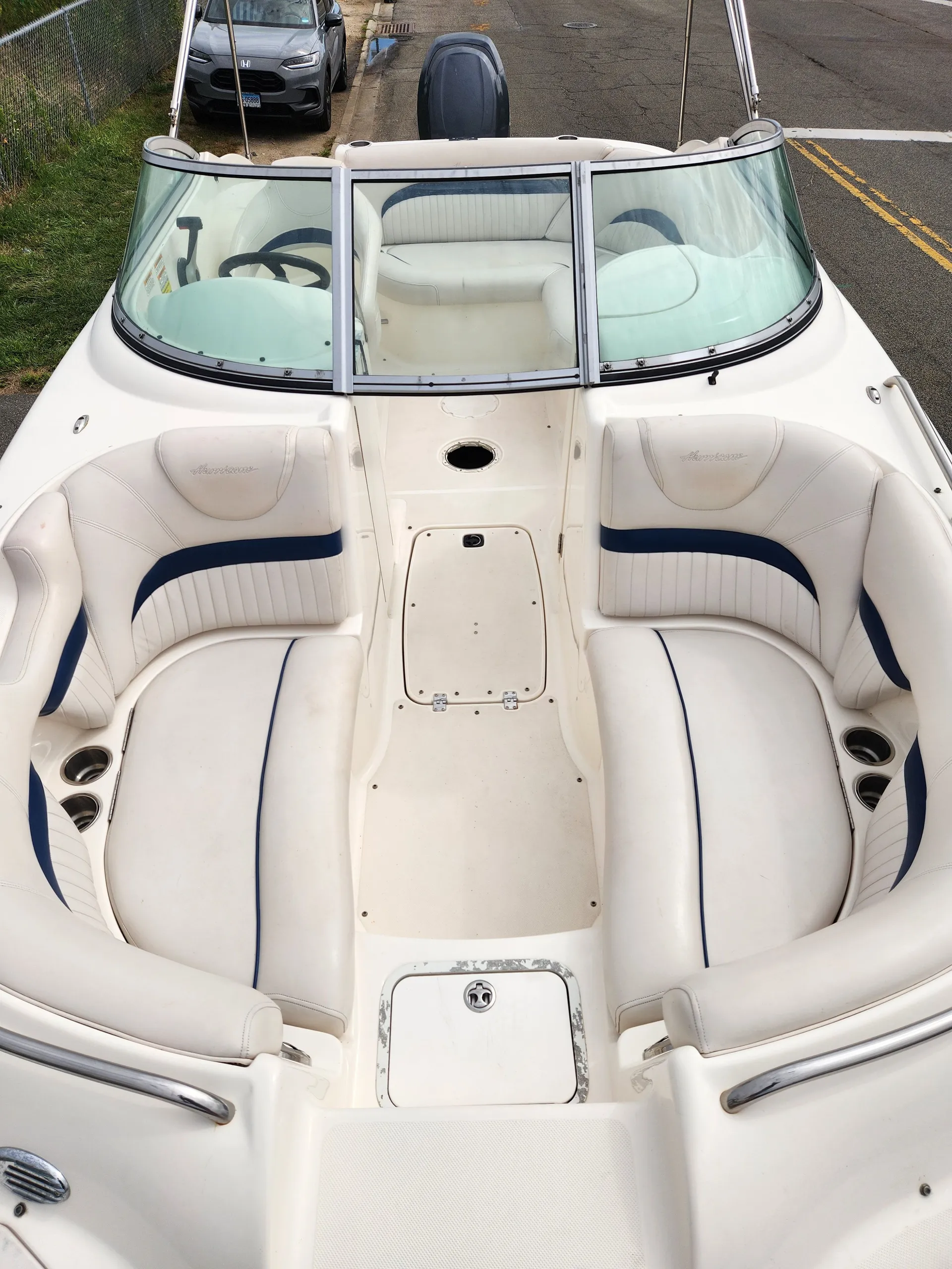 HURRICANE BOATS SD 2000 in Lindenhurst, NY — photo 6