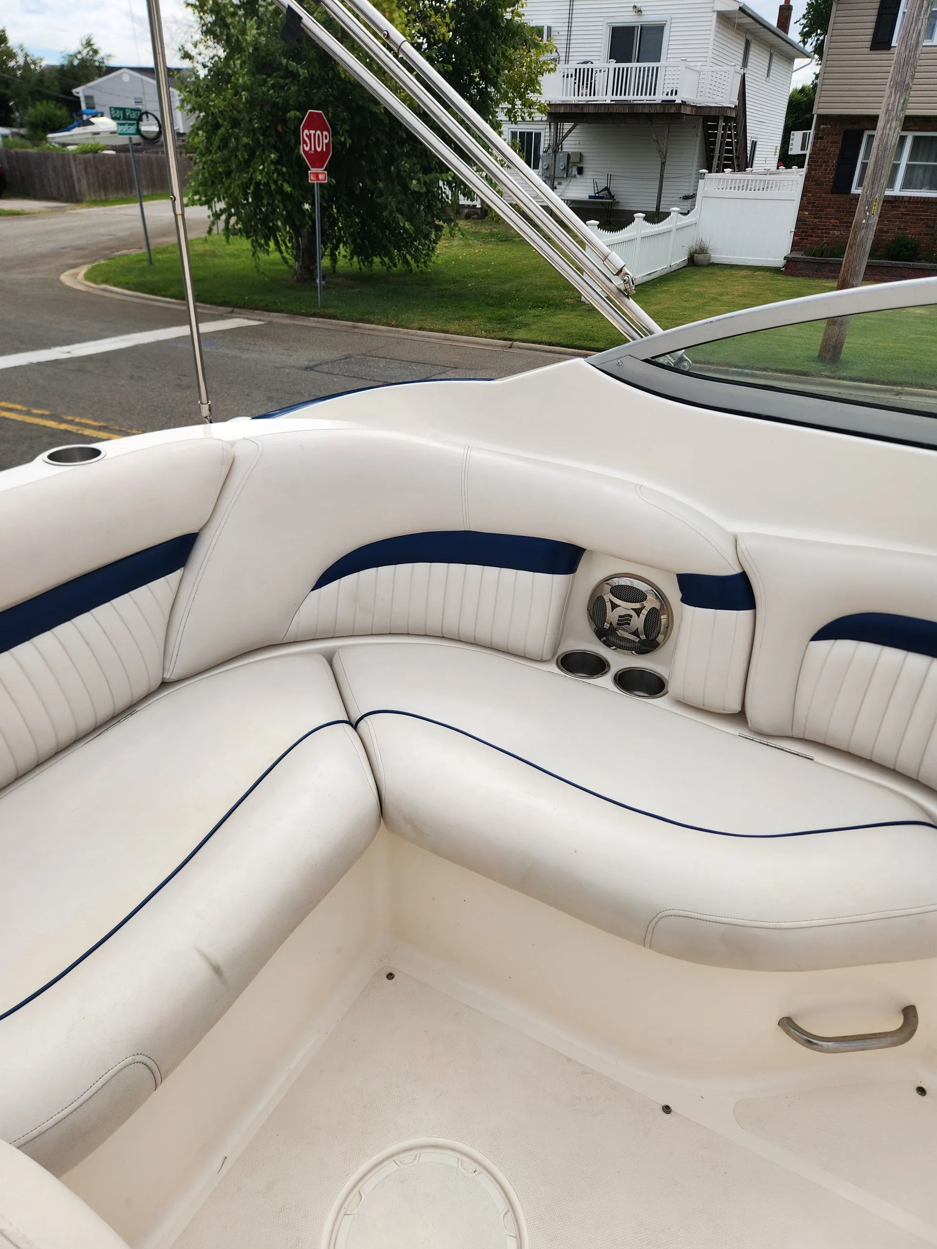 HURRICANE BOATS SD 2000 in Lindenhurst, NY — photo 8