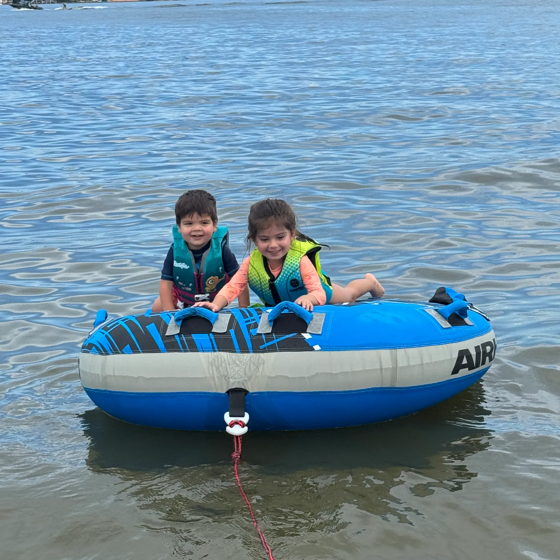 28ft Luxury Tri-Toon w/ Captain | Lake Conroe