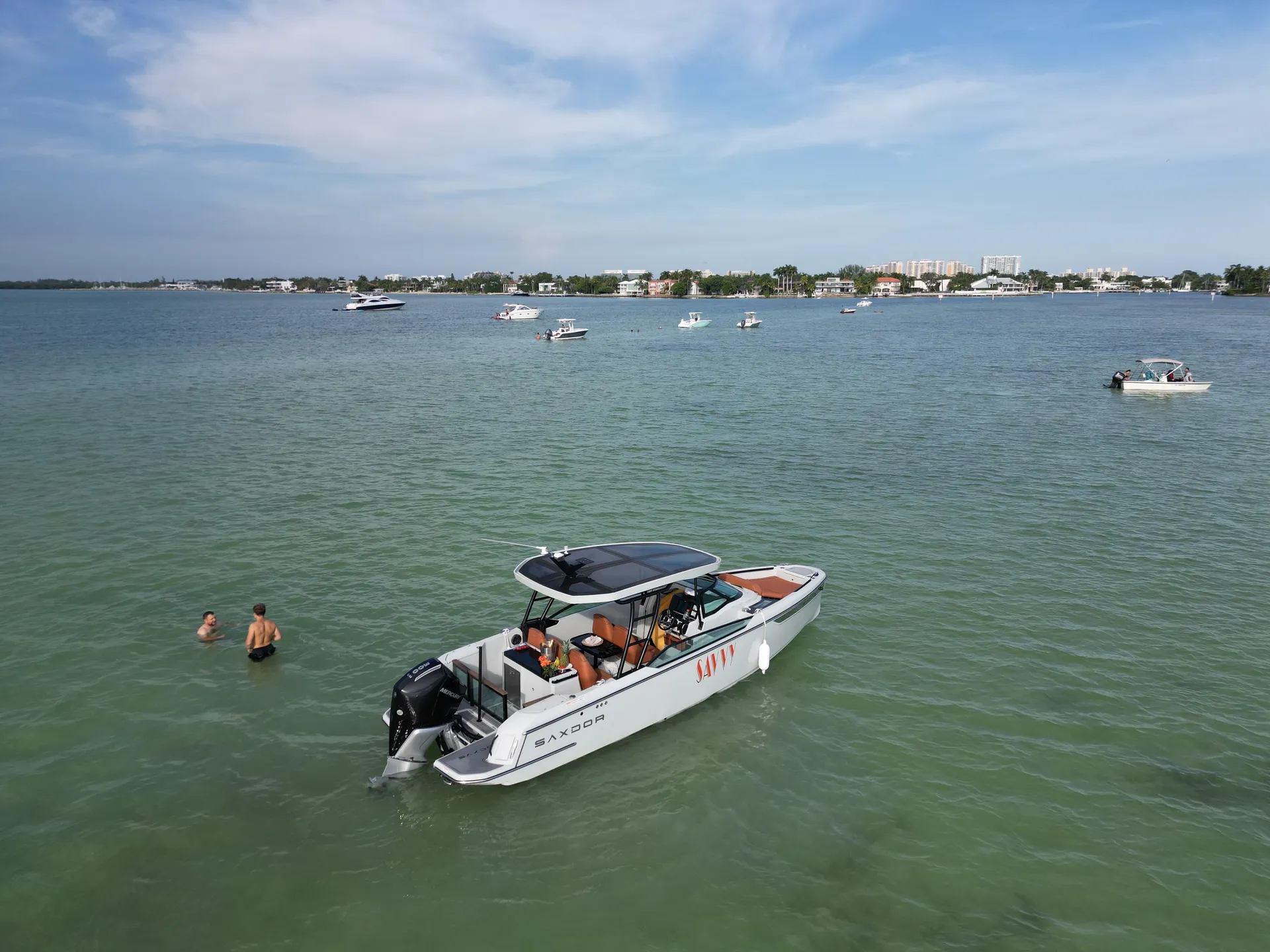 27’ Luxury Yacht – Miami Cruise, Sandbar & Sunset Charter