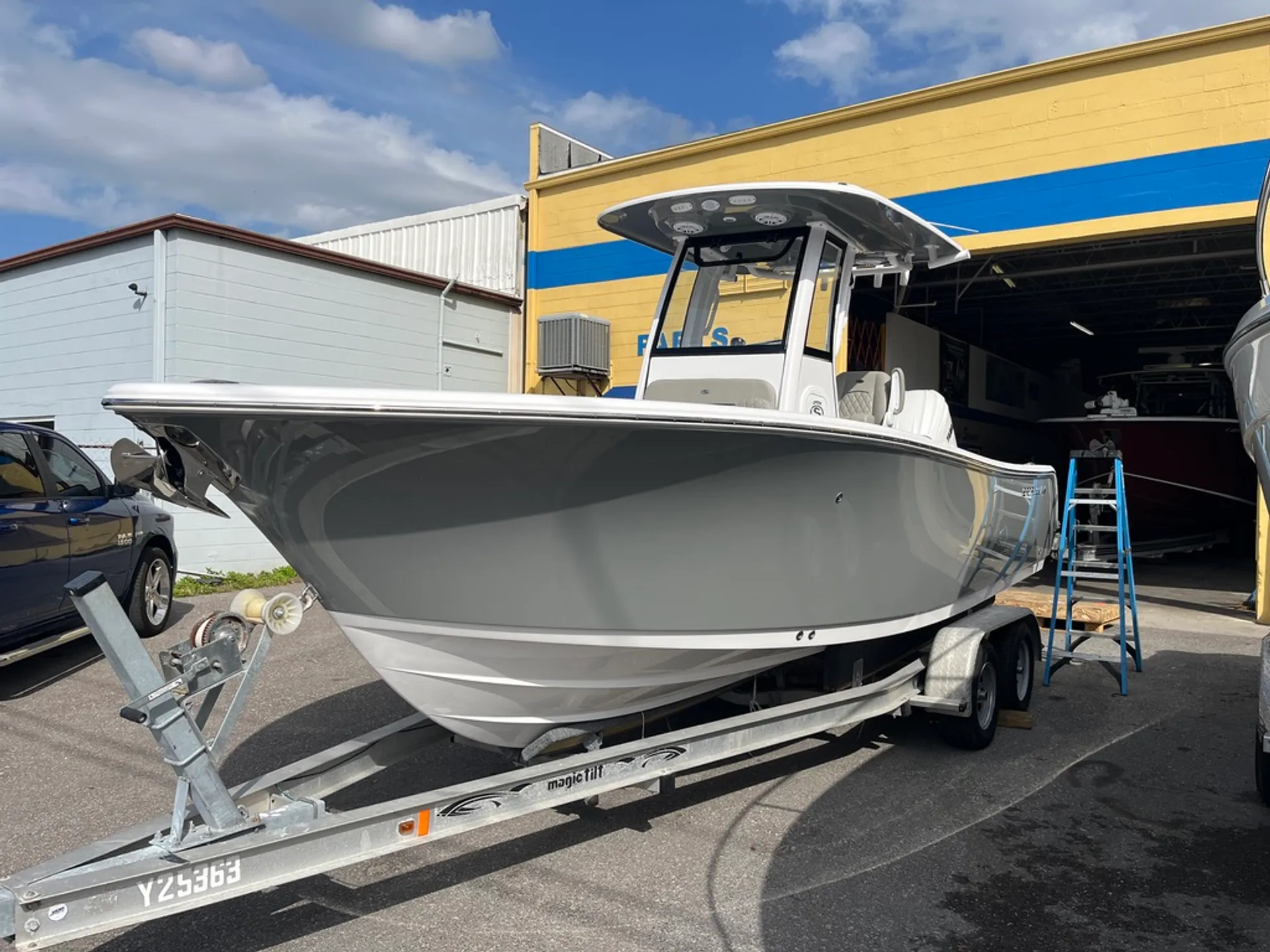 Cruise on Sportsman 232 Open 