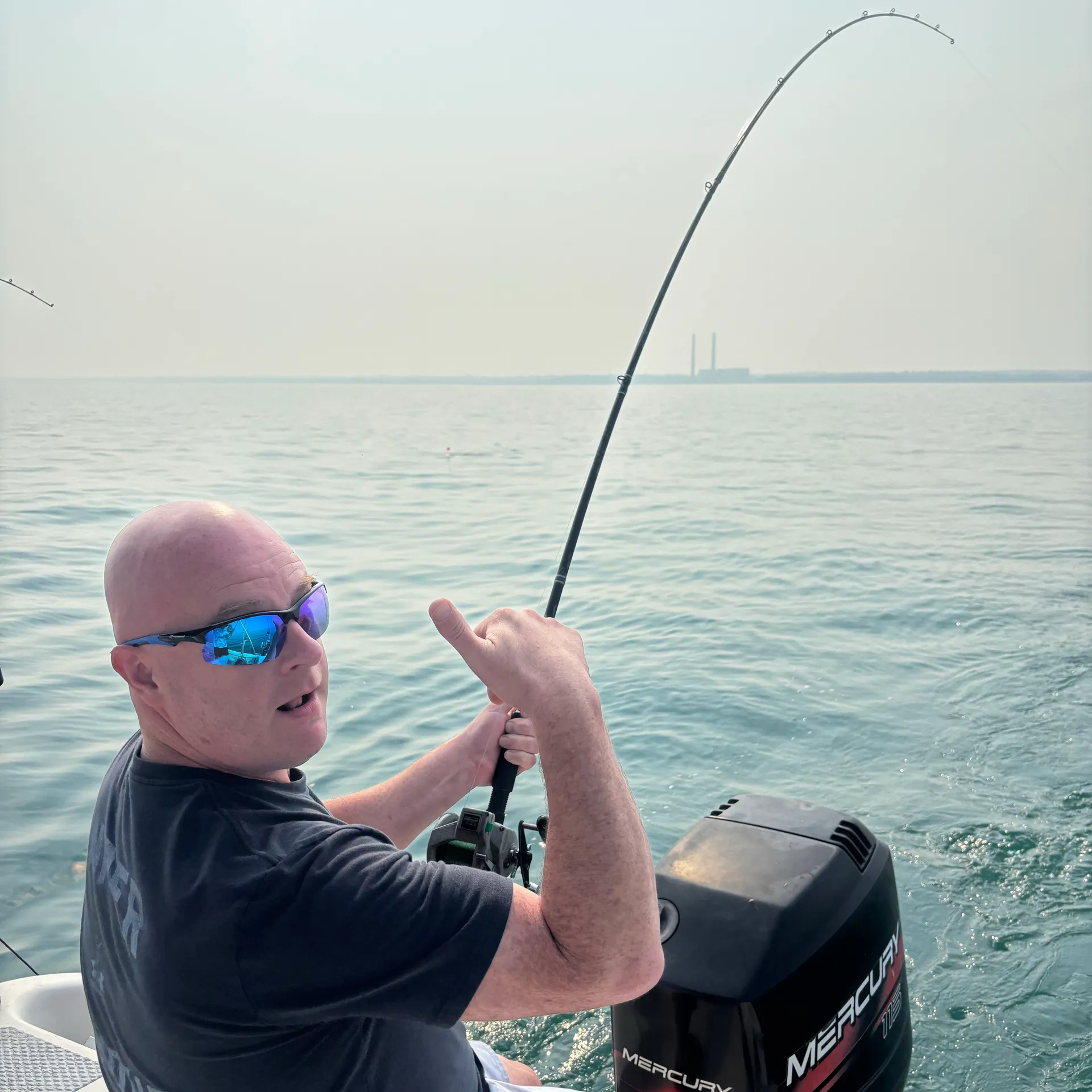 Pro-Line Sportsman 190 Center Console Boat Garmin & Bluetooth Stereo!