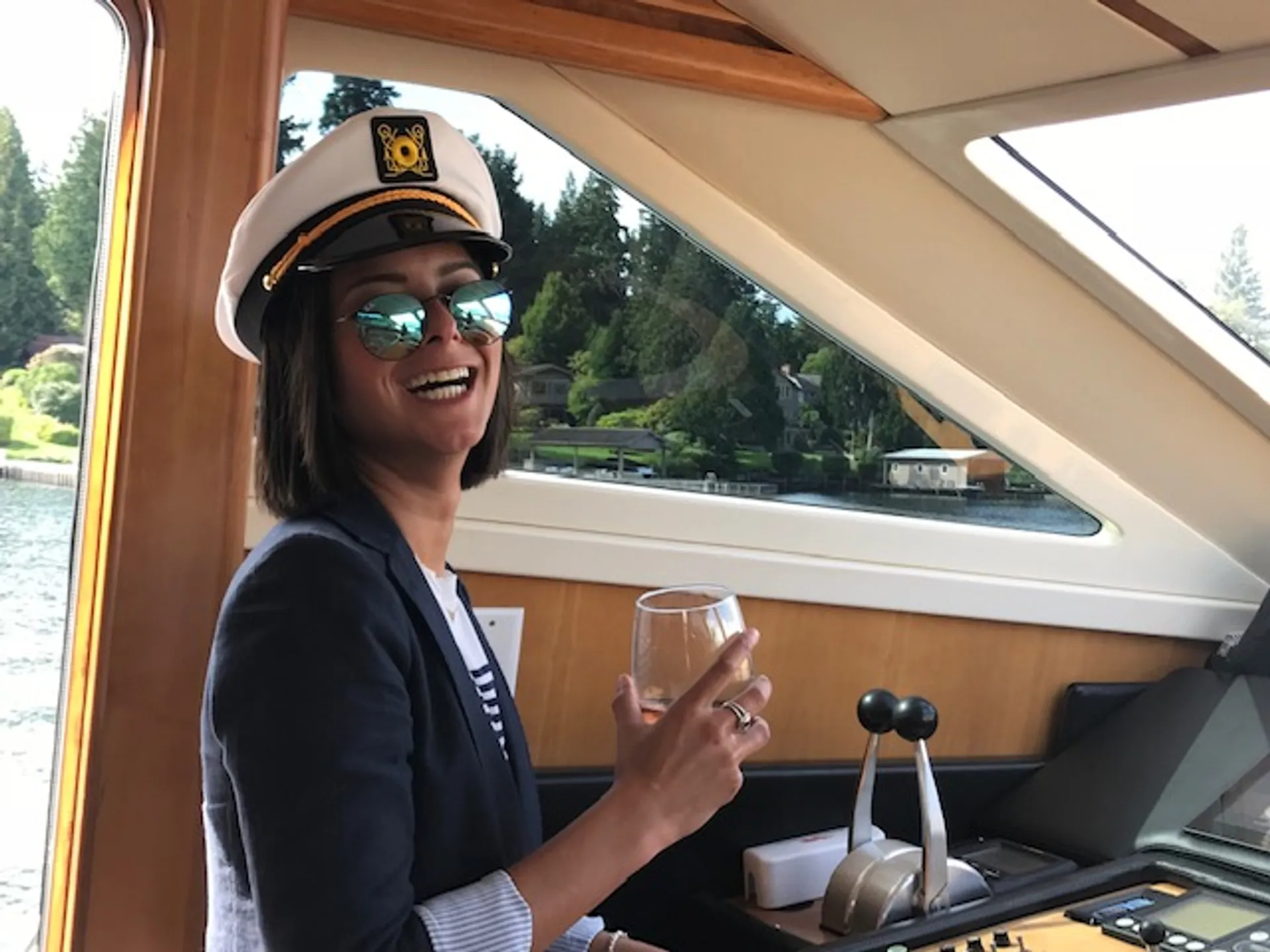 Luxury 67' yacht $100/hour off, Bainbridge, Seattle, Tacoma +