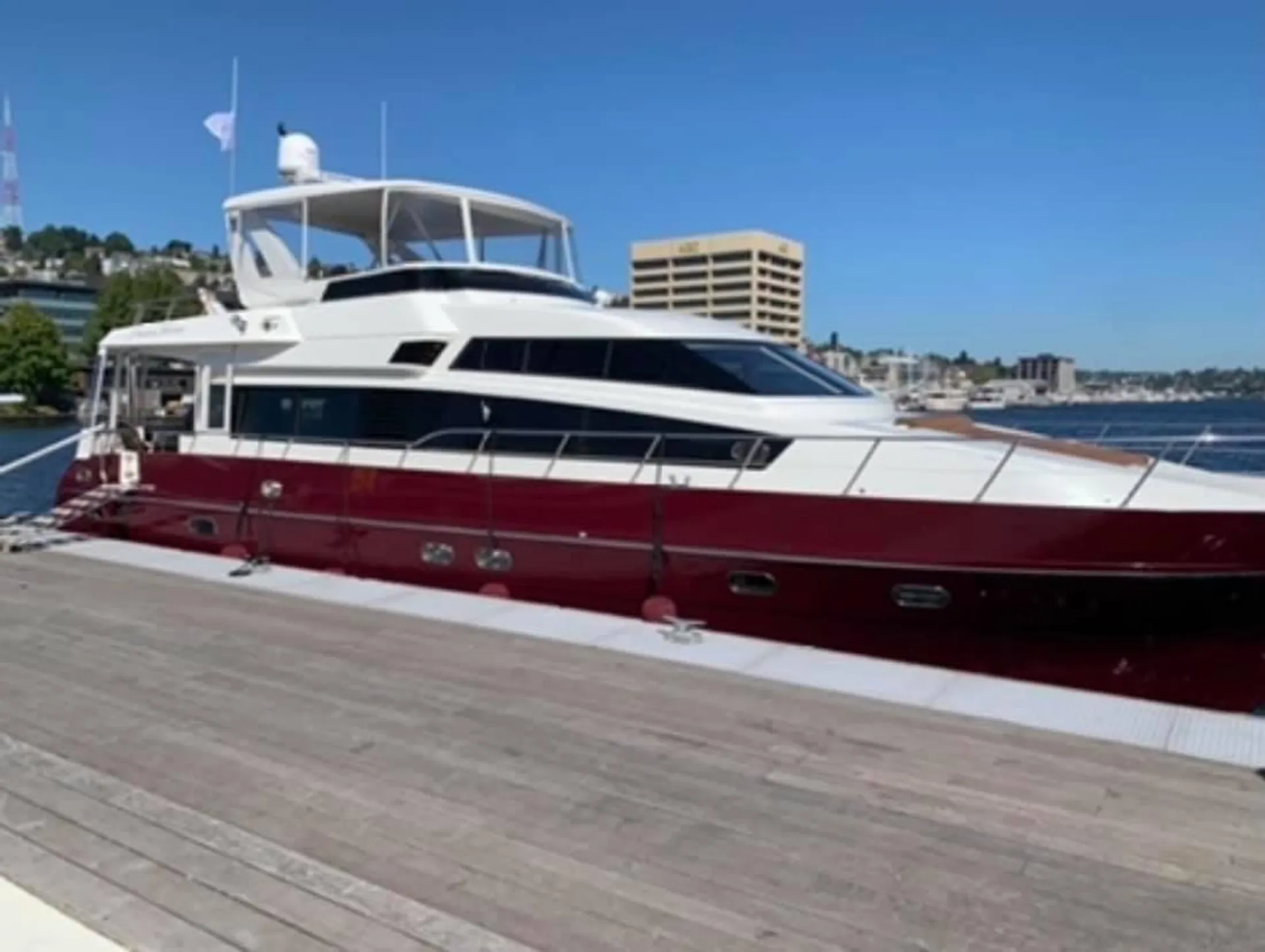 Luxury 67' yacht $100/hour off, Bainbridge, Seattle, Tacoma +