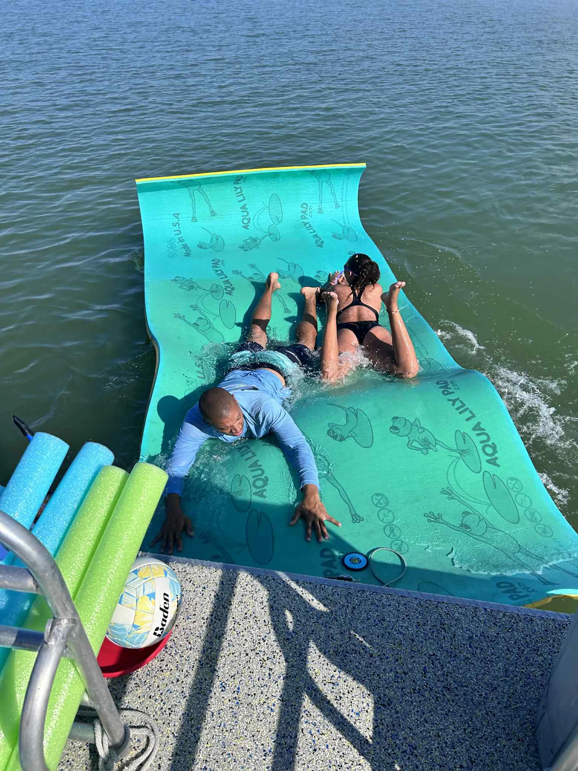 25' Ultimate Party Barge With Water Slide🛝, Music🎶, Games for 12 ppl