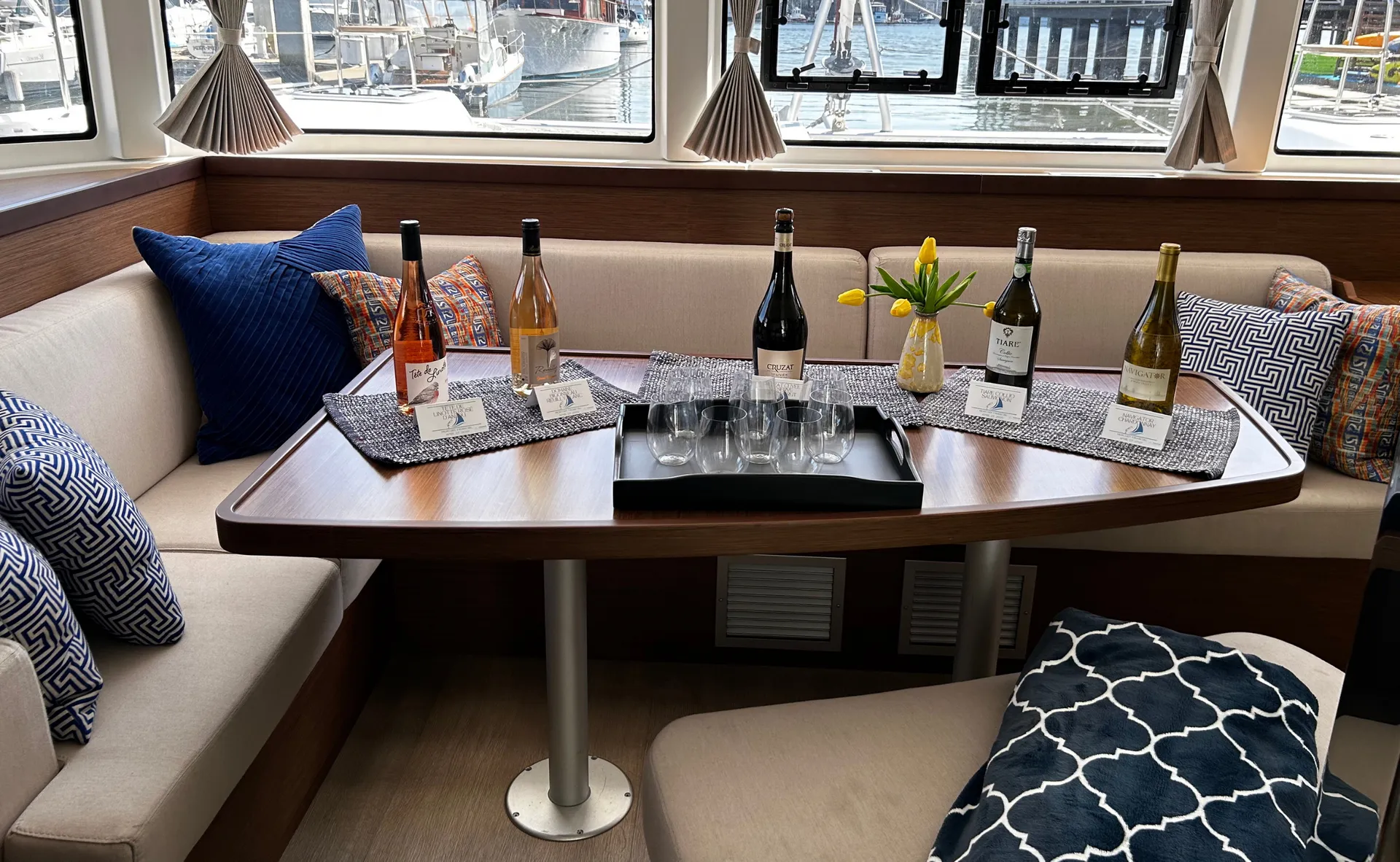 42' Luxury Catamaran – Private San Francisco Bay Charters for 12