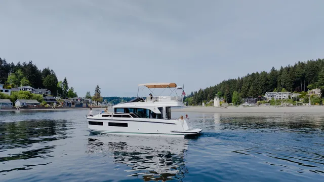 Rent a Beneteau USA cruiser in Gig Harbor, WA near me