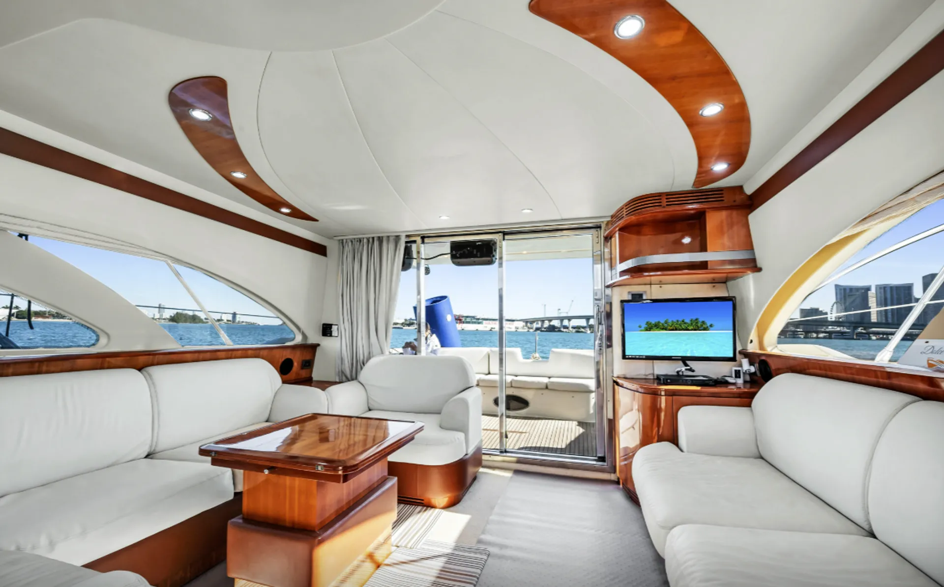 AZIMUT AZIMUT FLYBRIDGE in Miami, FL — photo 7