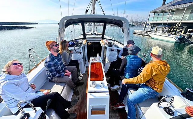 Rent a Beneteau USA sloop in Richmond, CA near me