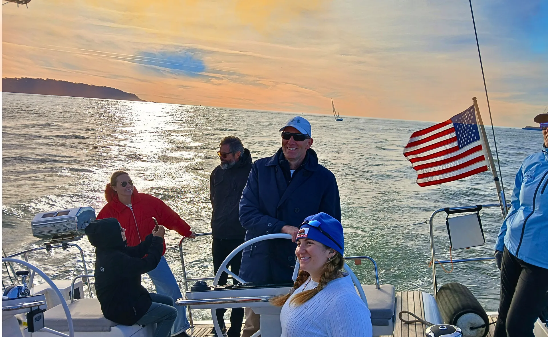 40' Luxury Cruising Sailboat – Private Charters for 8 Guests