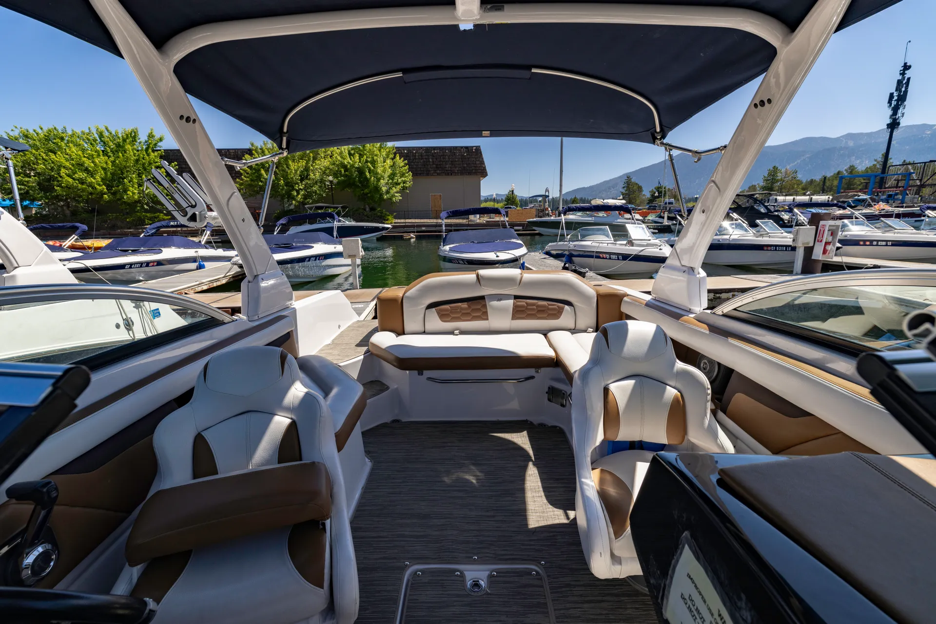 Four Winns Boats HD 220 in South Lake Tahoe, CA — photo 9