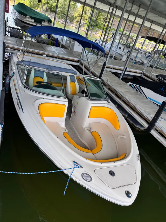 Rent a SEA RAY BOATS bow rider in Leander, TX near me